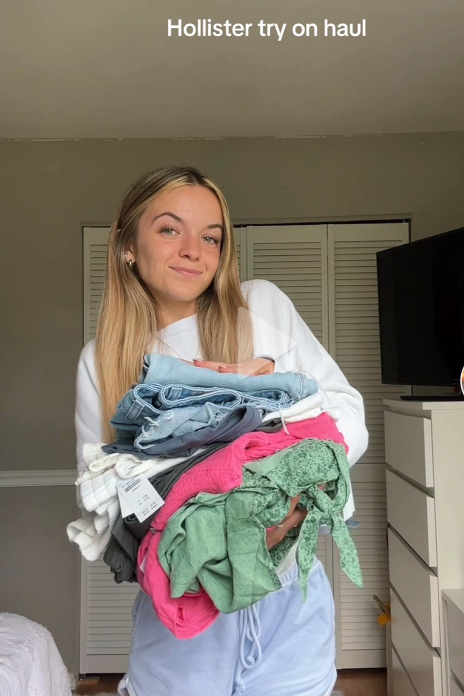 Hollister haul

#LTKstyletip #LTKU #LTKsalealert