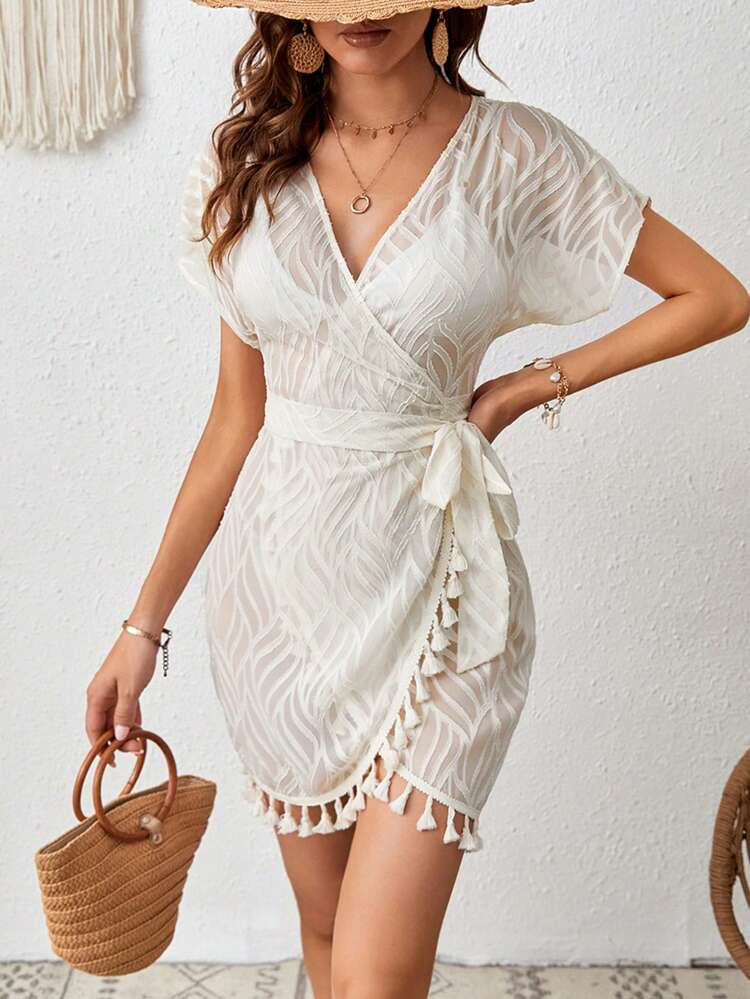 Tassel Trim Belted Kimono
       
              
              CA$16.99           
        4.96
 ... | SHEIN