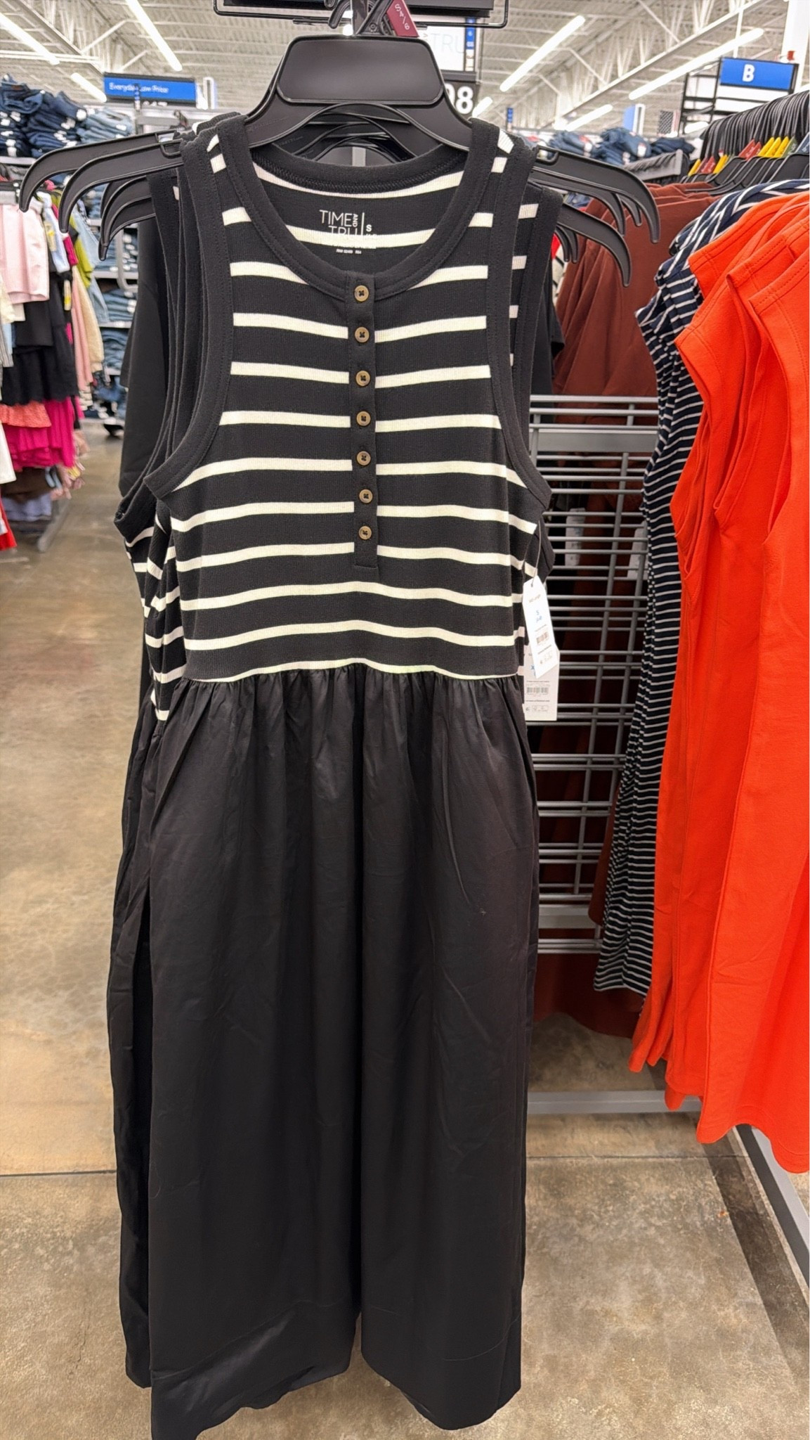 This Walmart dress is such an easy throw on outfit 🖤 comfy, cute, and the striped detail makes it look way more expensive. #walmartfashion #walmartfinds #casualdress #summerstyle #affordablefashion #everydayoutfit #ootd #ltkstyle