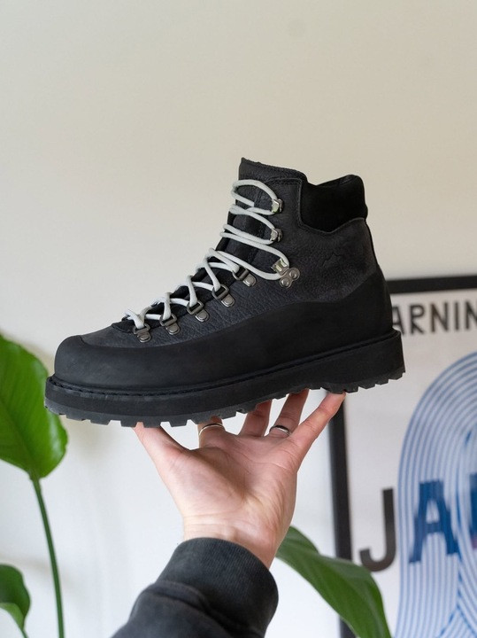 Mens Diemme logo-debossed boots, mens fashion, black boots, FarFetch, Selfridges, End clothing, mens shoes, mens outfit ideas  

 #LTKuk #LTKwinter #LTKmens