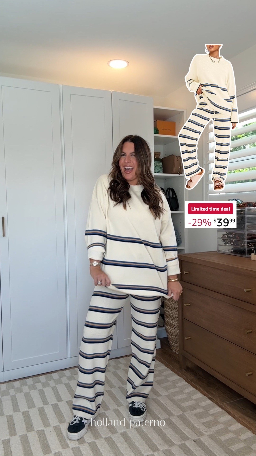 Coles in so many colors and is on sale today!
