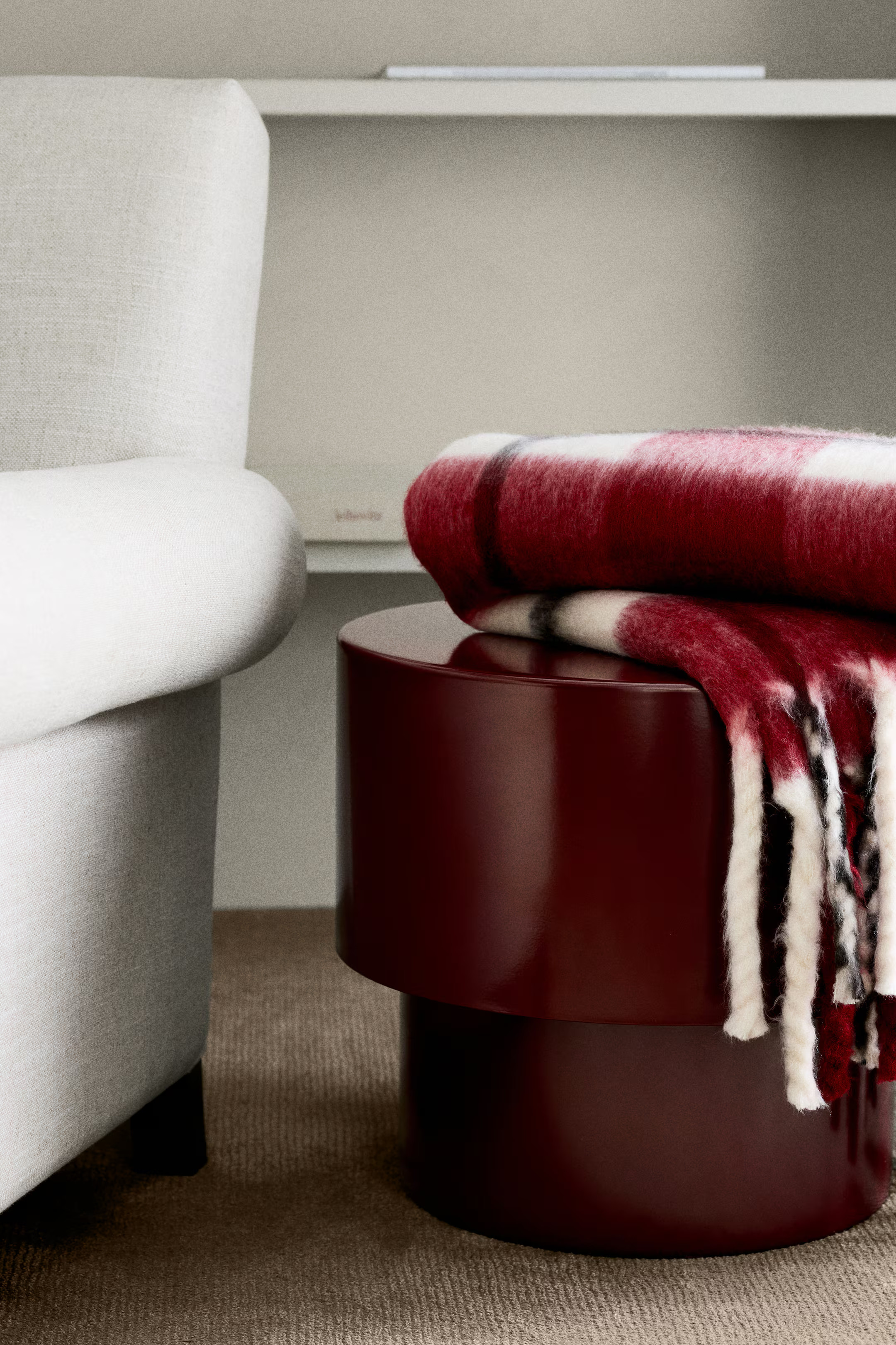 Patterned wool-blend blanket | H&M (UK, MY, IN, SG, PH, TW, HK)