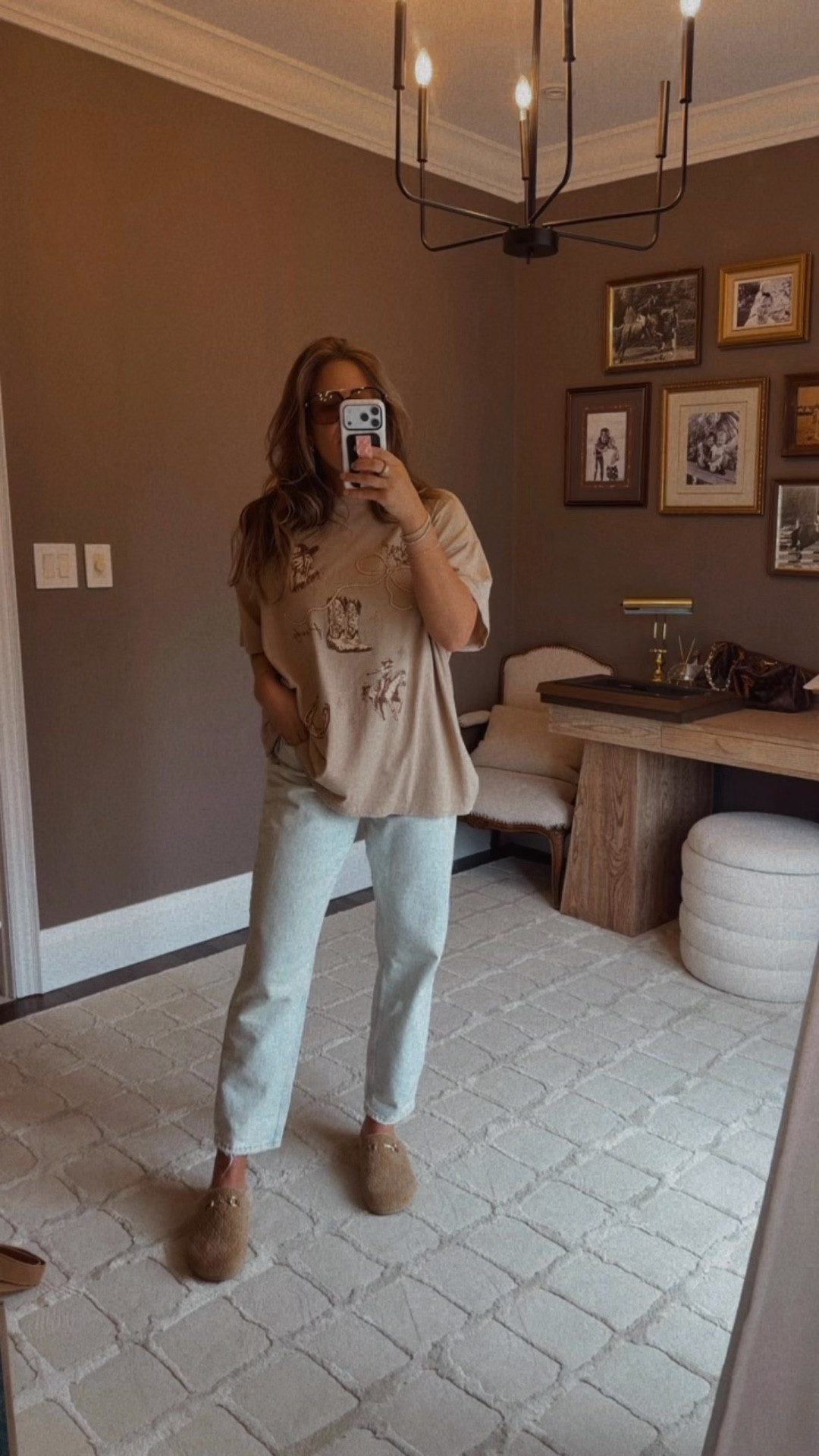 Graphic tees
Spring style
Country concert
Oversized tees
Gift ideas 

#LTKootd #LTKFestival #LTKMothersDay