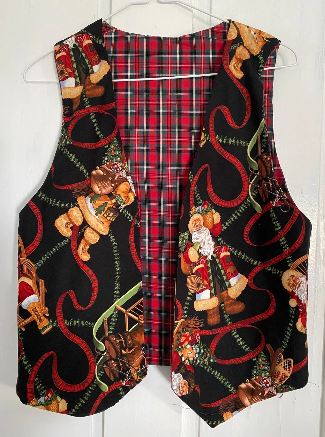 Vesties Santa & Ribbons Plaid Reverse Men's Women's Reversible Christmas Holiday Vest - Etsy | Etsy (US)