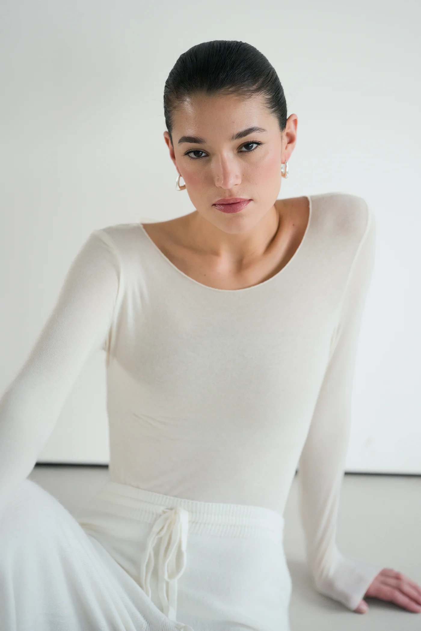 Mae Featherweight Boatneck Top | Ivory | Modal-Cashmere | JAKI