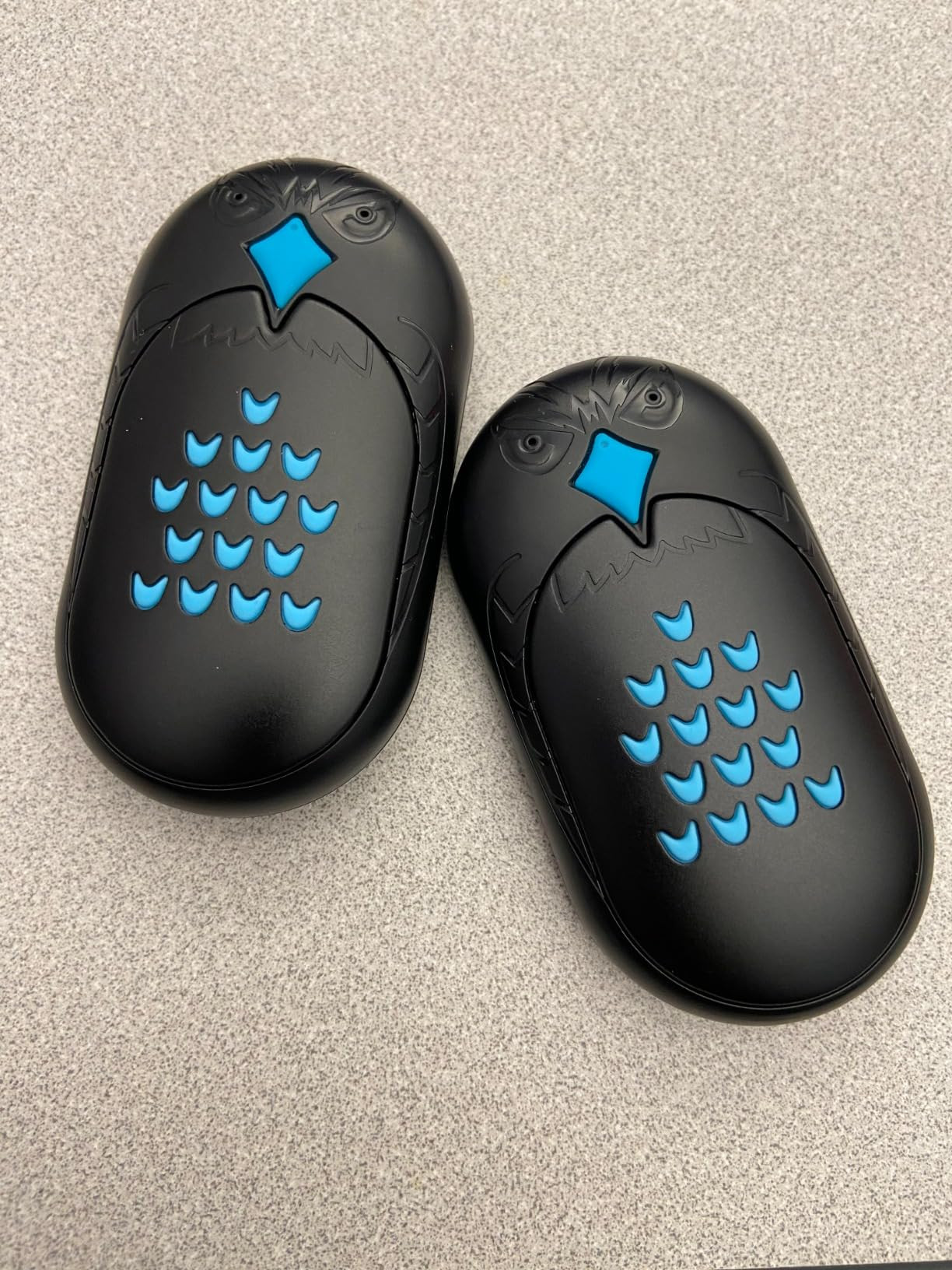 Hand Warmers Rechargeable, 2 Pack 6000mAh Electric Portable Heater, 20 Hrs Long Heating Hot Pocke... | Amazon (US)