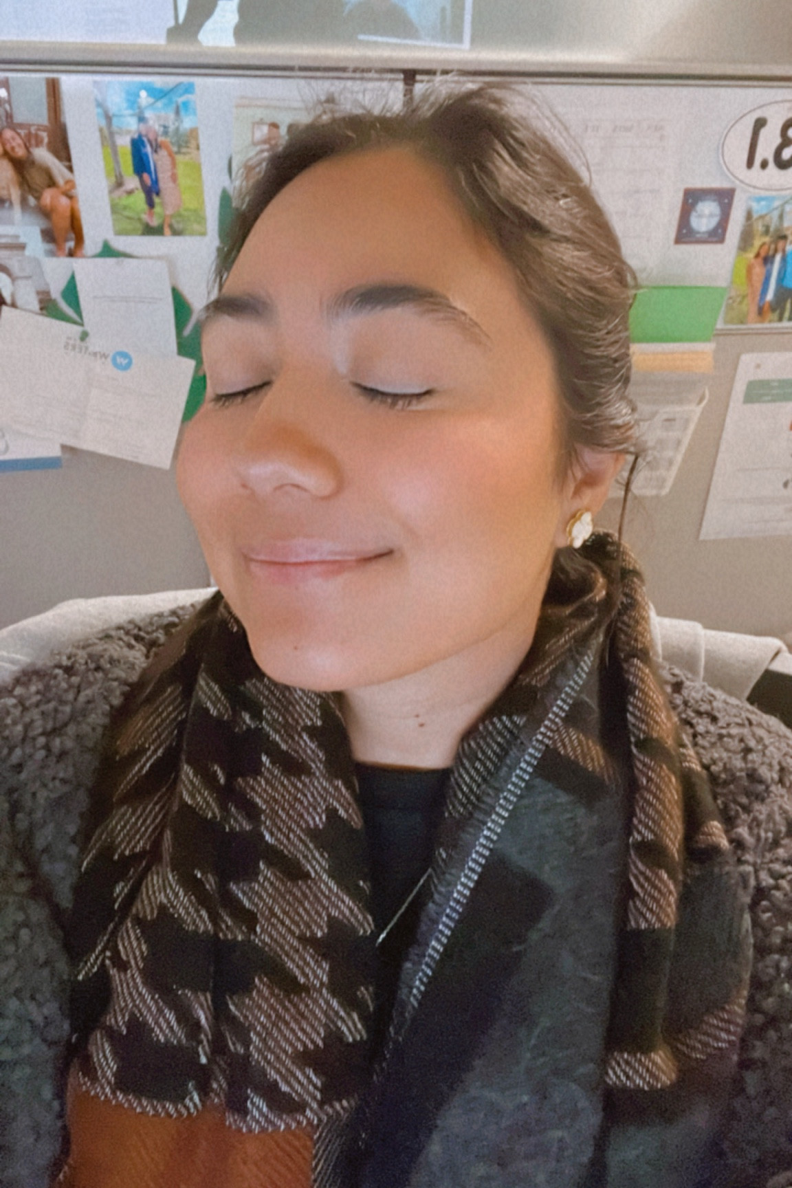 Simple morning makeup 

#LTKbeauty #LTKworkwear