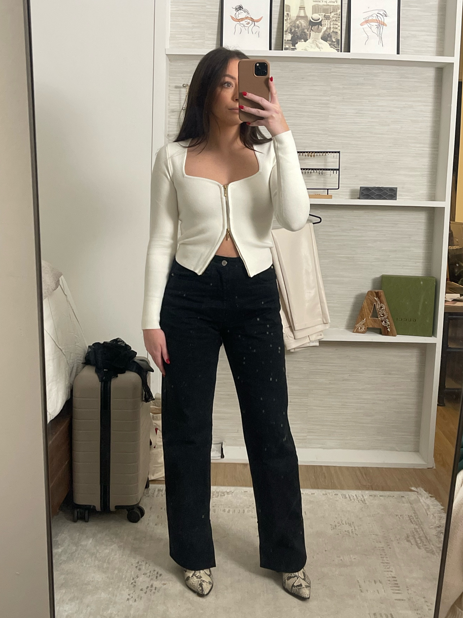 Going out outfit // night out outfit // nyc outfit 
High rise black jeans

#LTKFind #LTKshoecrush #LTKstyletip