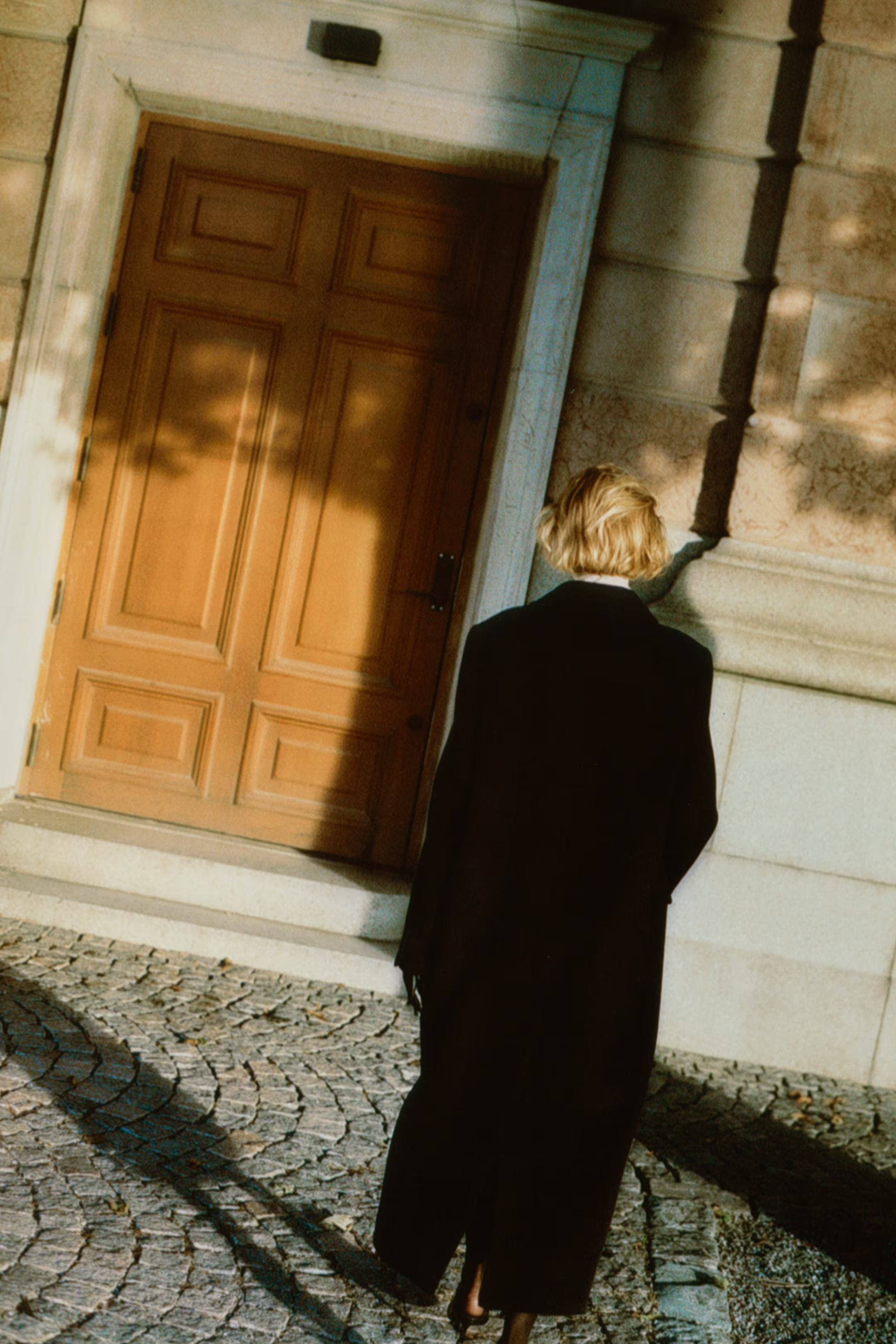 Long wool-blend coat - Black - Ladies | H&M GB | H&M (UK, MY, IN, SG, PH, TW, HK)