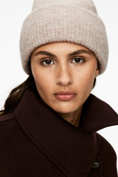 Alpaca-Merino Blend Beanie – Beige – Women – ARKET GB | Arket UK