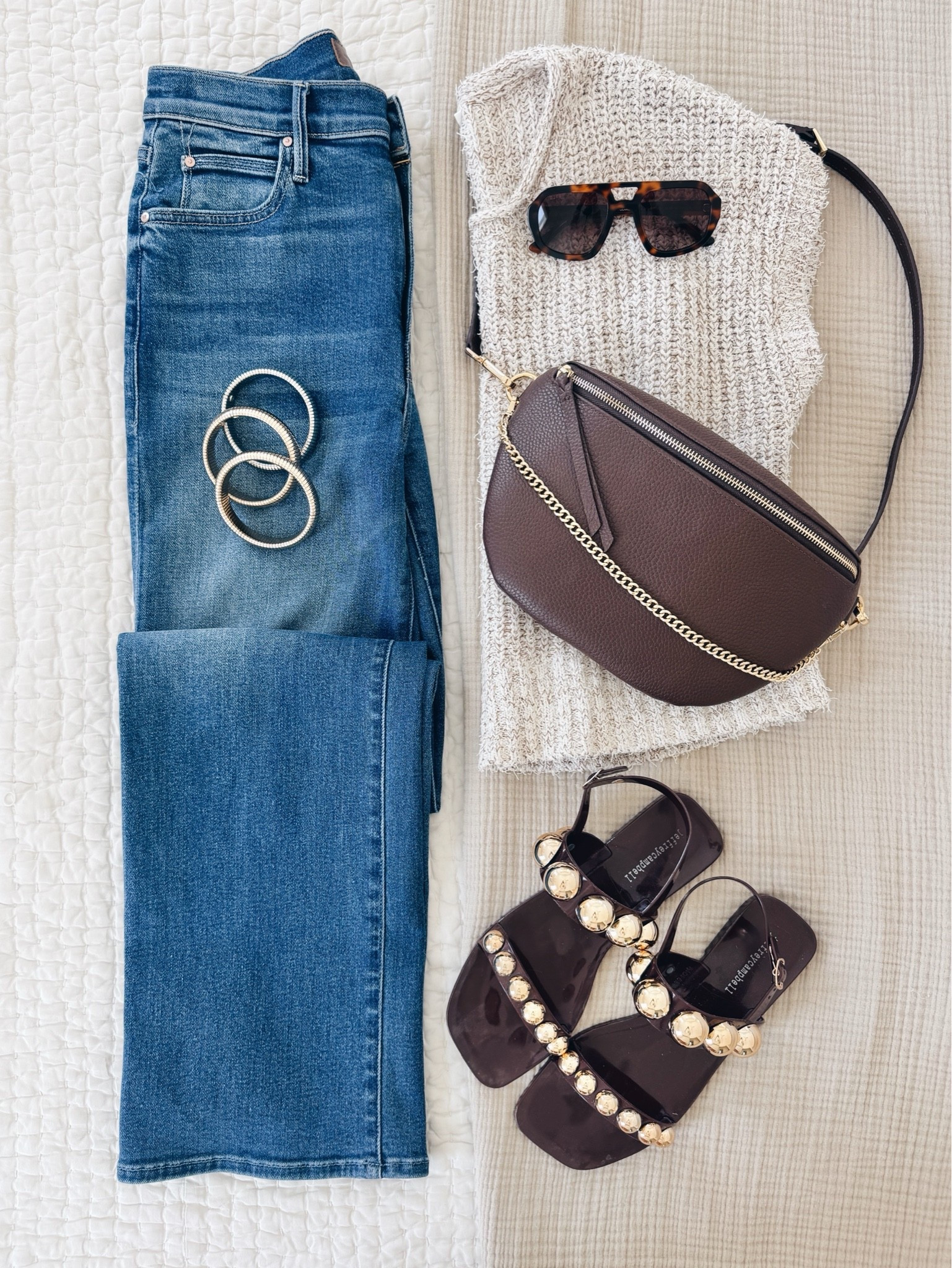 Fall transition outfit. Sunglasses are from @cmcoving ‘s collab with diff eyewear. Sharing a save pair of jeans. These are so good though.

#LTKootd #LTKOver40 #LTKTall