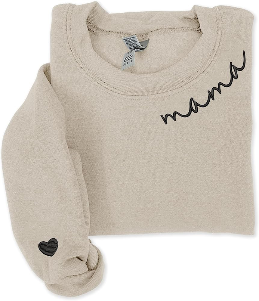 IZI POD - Mom Mama Embroidered Crewneck Sweatshirt Heart On The Sleeve For Women -Gifts For Mom B... | Amazon (US)