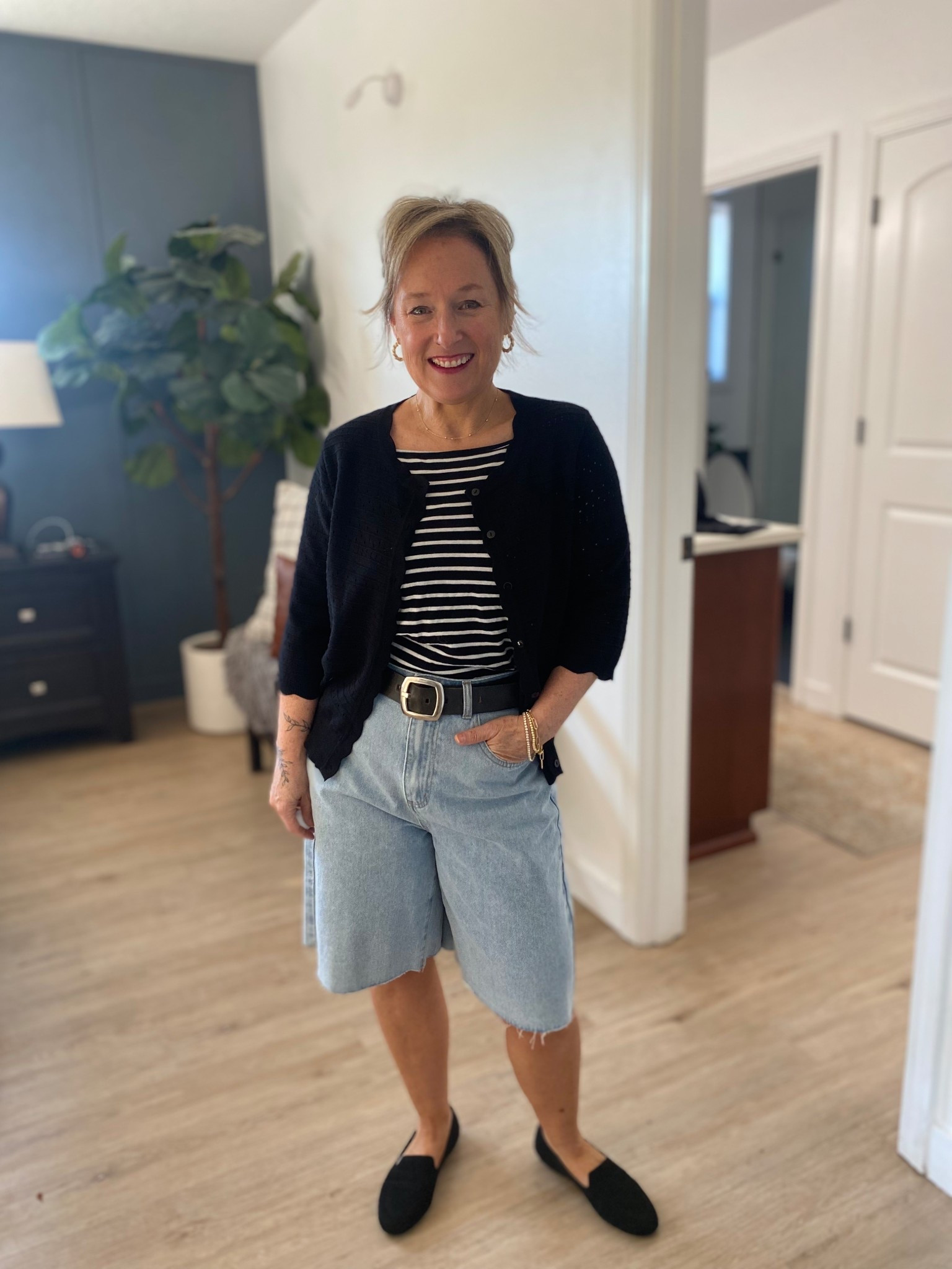 A hot day with Jorts 🖤

#LTKPetite #LTKMidsize #LTKWorkwear