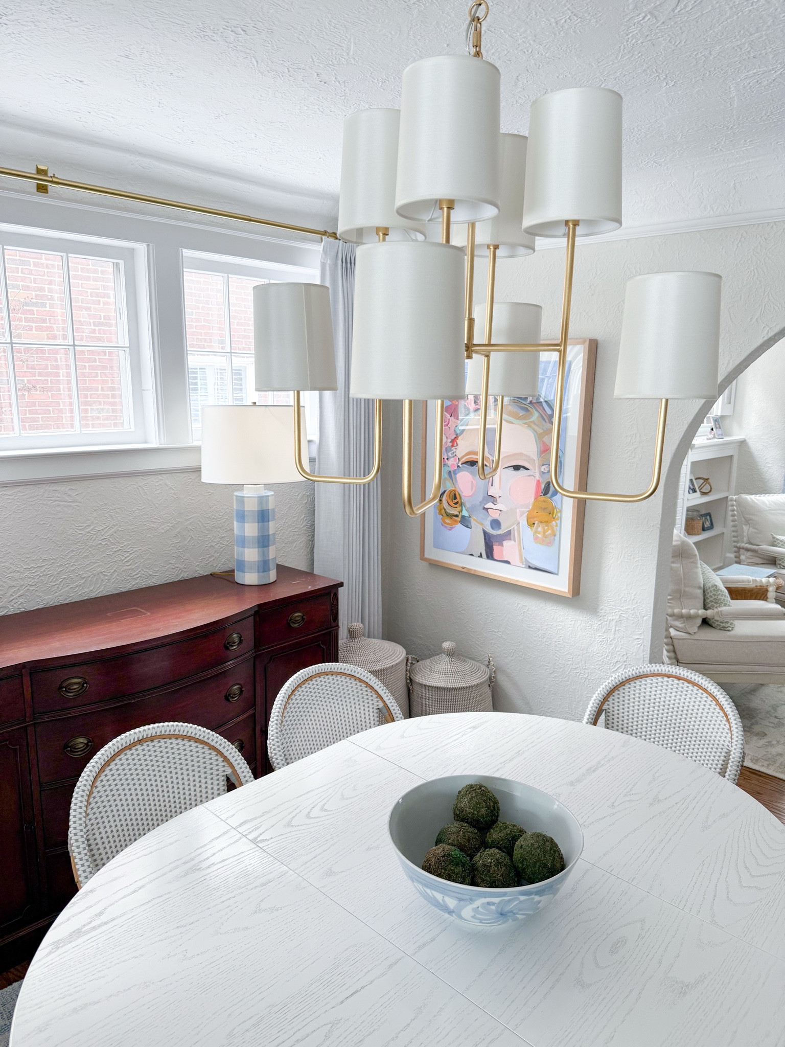 Dining room with abstract artwork 

#LTKHome