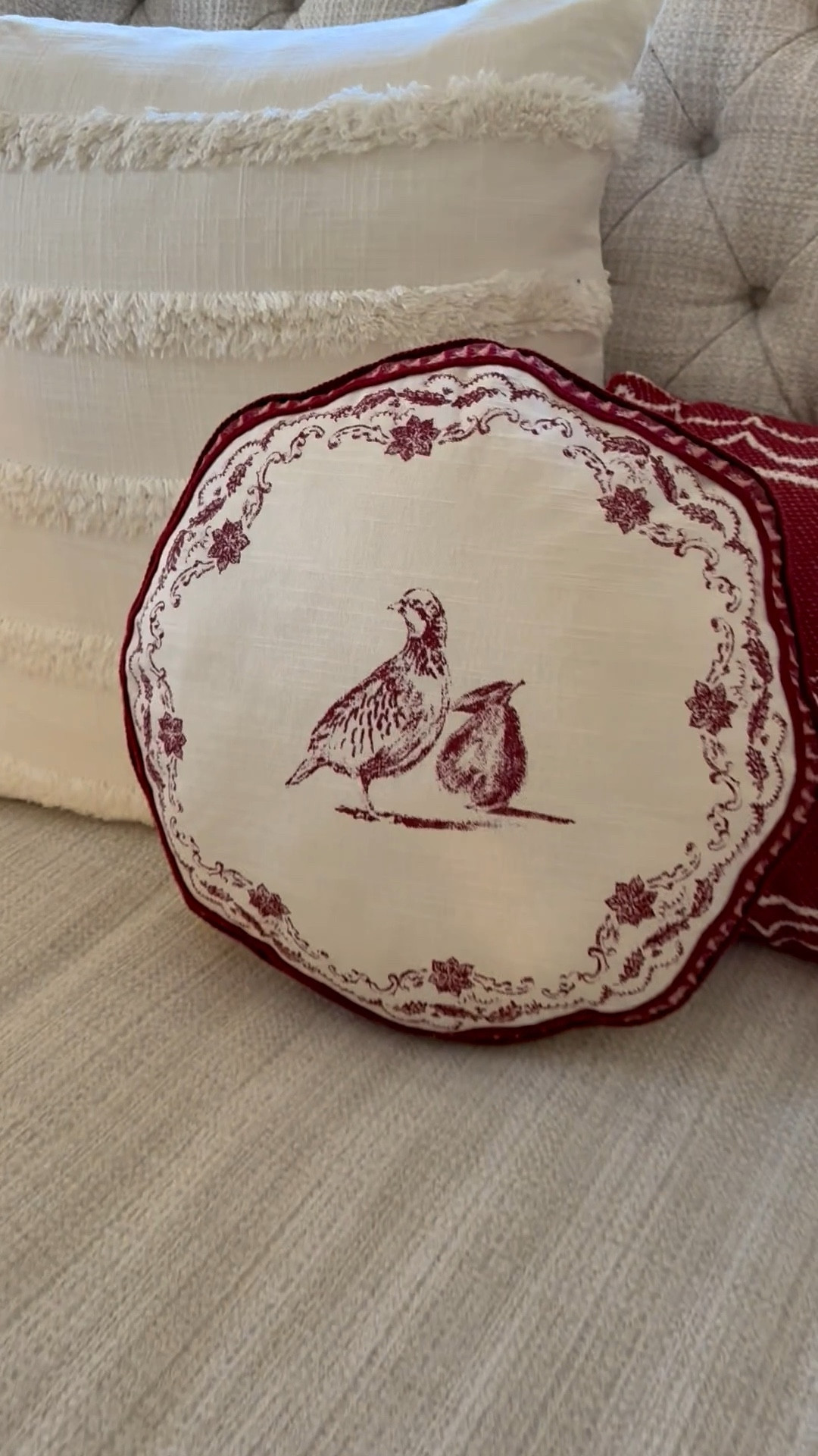 Loving these red touches...

#LTKHome #LTKSeasonal #LTKHoliday