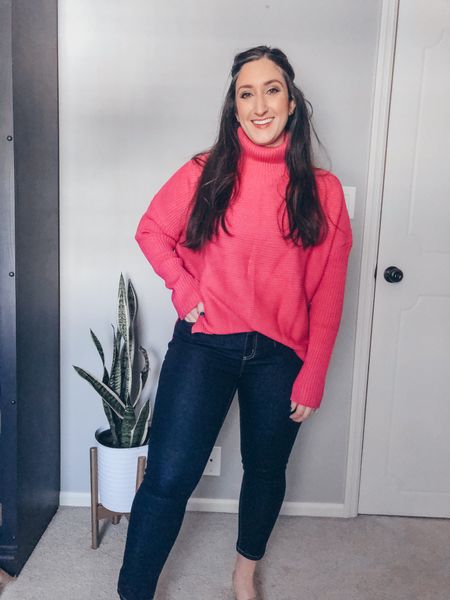 Hot pink sweater, perfect for the holidays  

#LTKunder50 #LTKHoliday #LTKstyletip