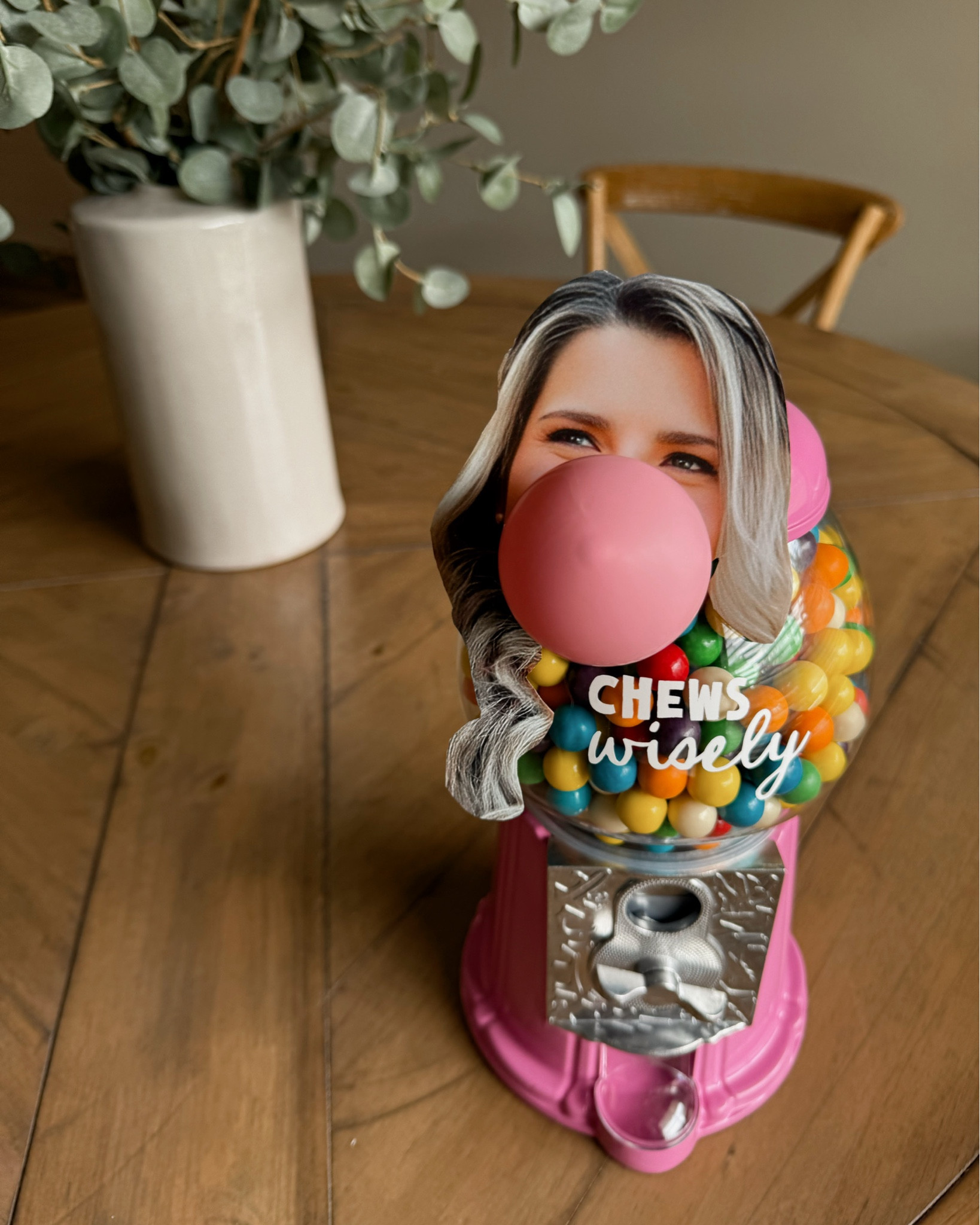 Bubblegum Gift Idea 🫧

#gumballmachine #giftideas #sistergift #giftsforher #bubblegum 

#LTKParties #LTKFindsUnder50 #LTKKids