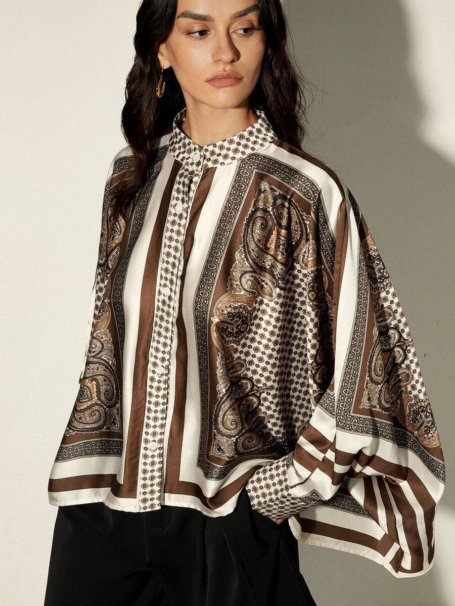 Aveloria Modichic Camisa de mujer con diseño de estampado de bloques de color, manga y bajo sueltos, con vibra de vacaciones | SHEIN