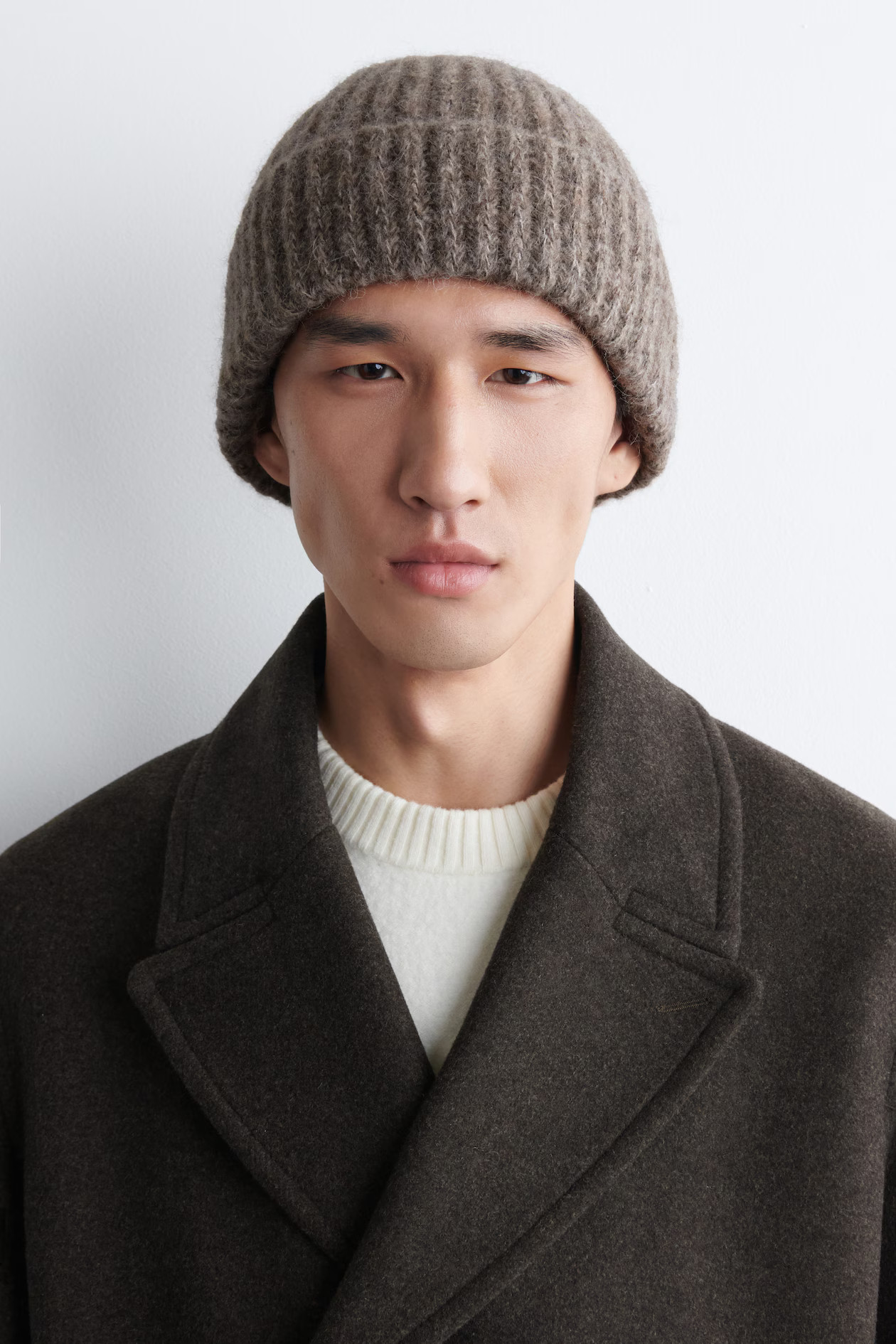 ALPACA-BLEND FISHERMAN BEANIE - TAUPE | COS GB | COS UK