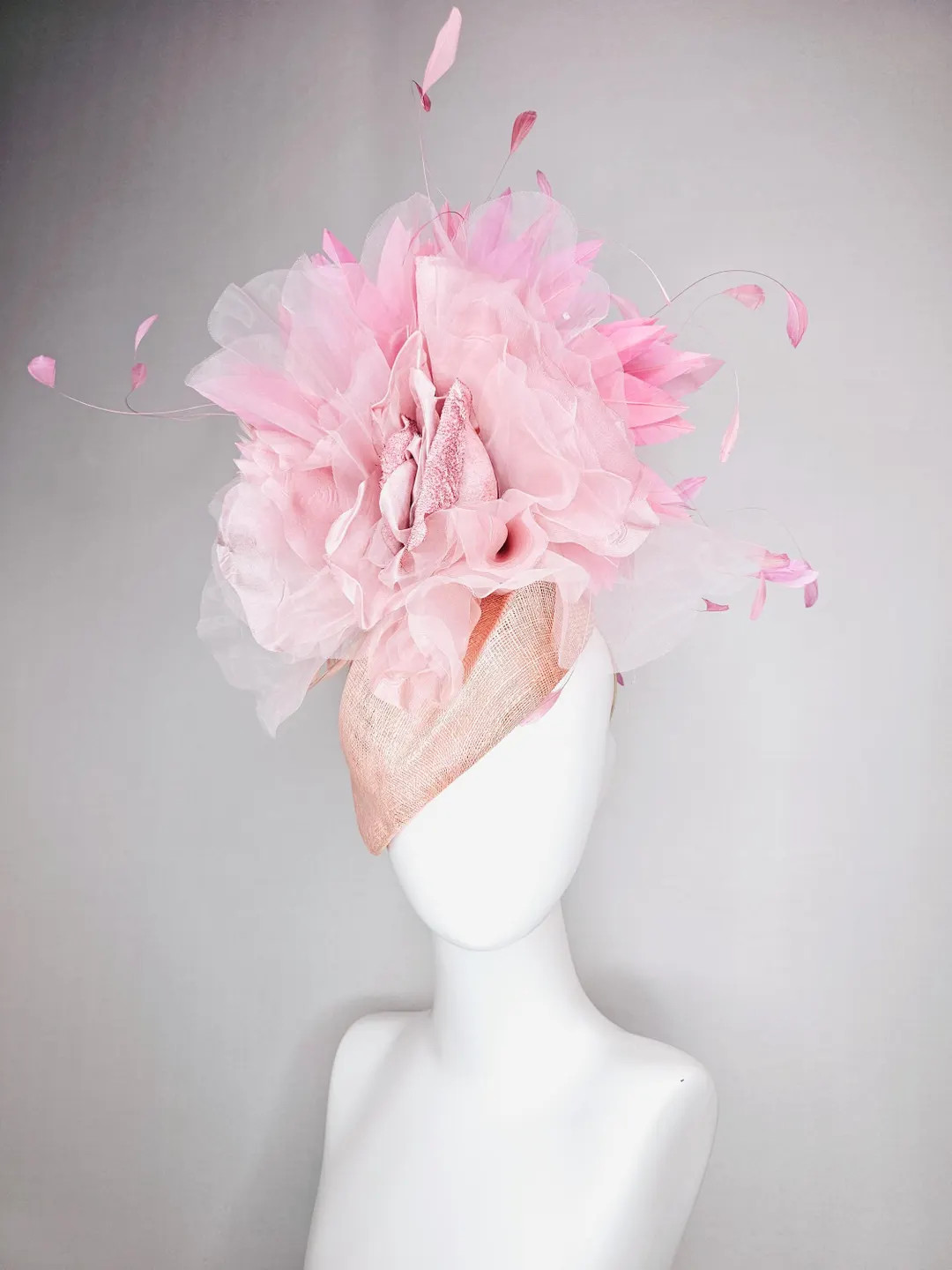 kentucky derby hat fascinator champagne pink pointed teardrop sinamay large blush pink organza sa... | Etsy (US)