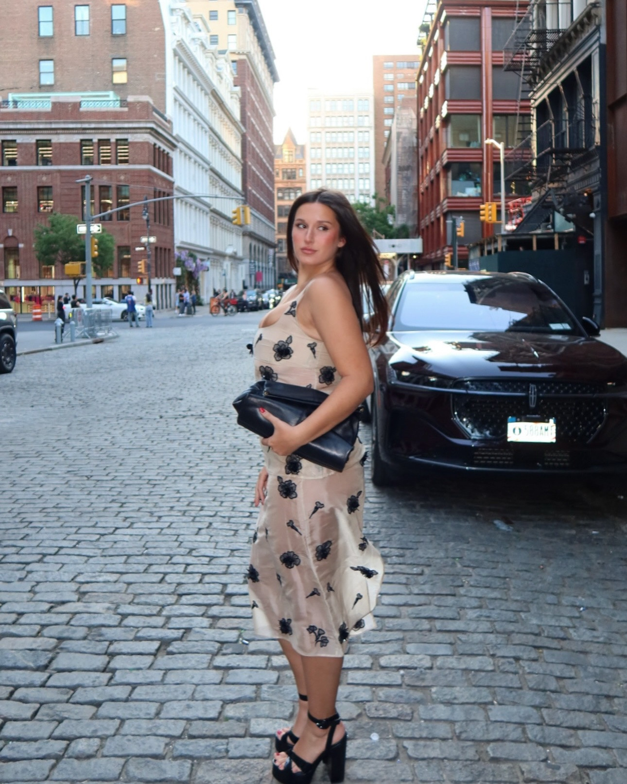 HOPE FOR @ootd @olaplex @glamsquad 🍸🚕

-
summer outfits, summer fashion, ootn, sheer dress, midsize fashion, midsize, nyc, nyc content creator, Pinterest girl, knicks