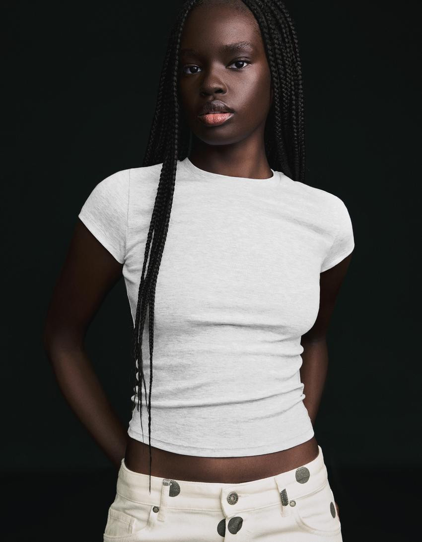 Short sleeve round neck T-shirt - Women | Bershka UK