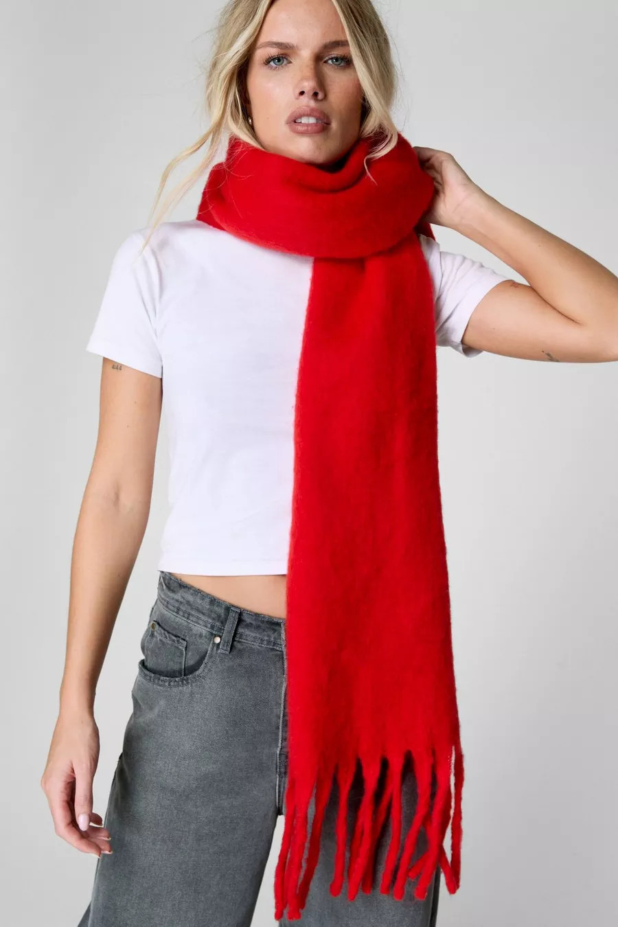 Oversized Knitted Chunky Scarf | Nasty Gal US