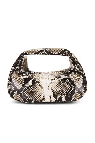 Python | Revolve Clothing (Global)