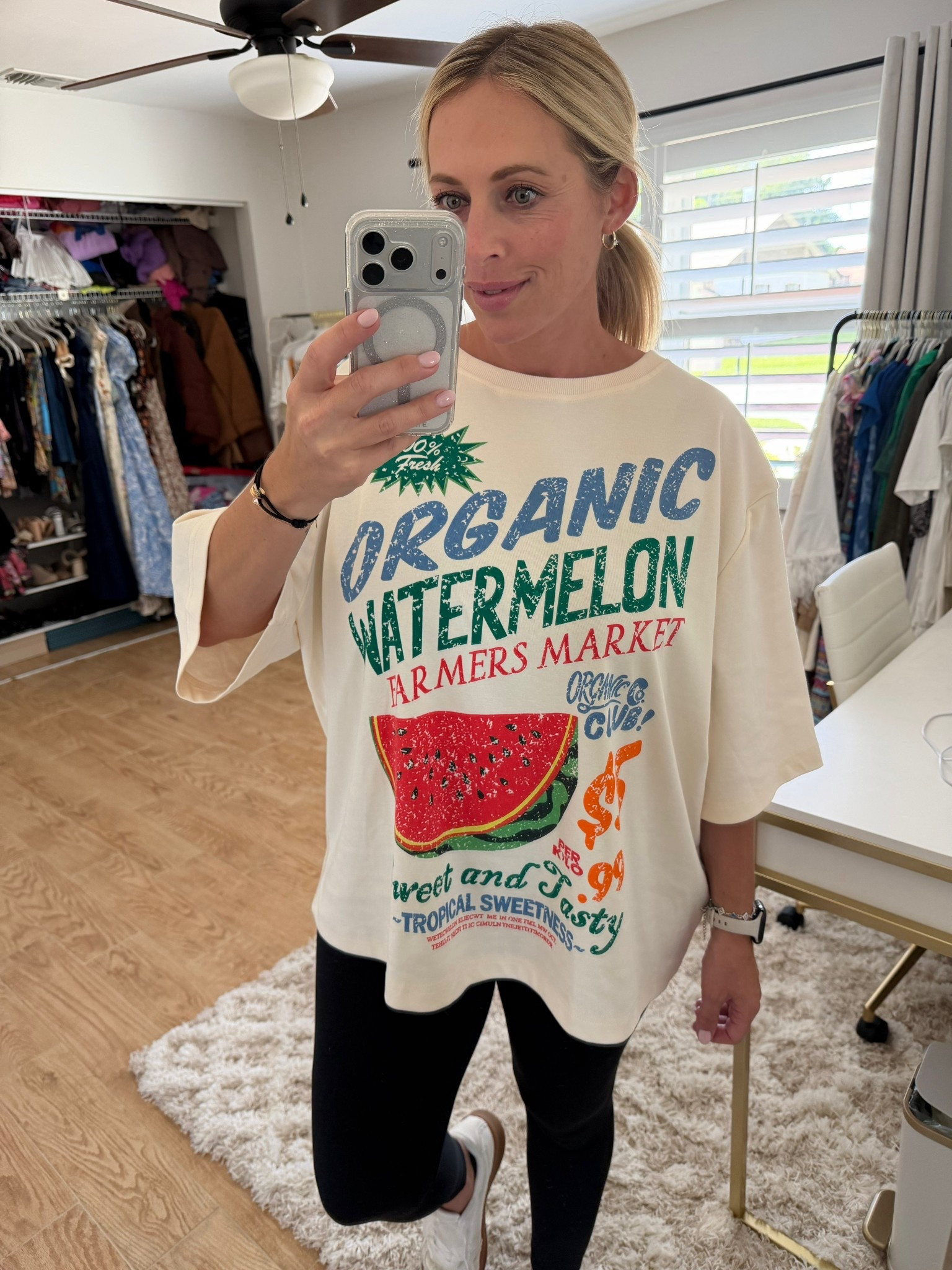 Casual outfit. Graphic t-shirt. 18 weeks pregnant 

#LTKSeasonal #LTKBump #LTKootd