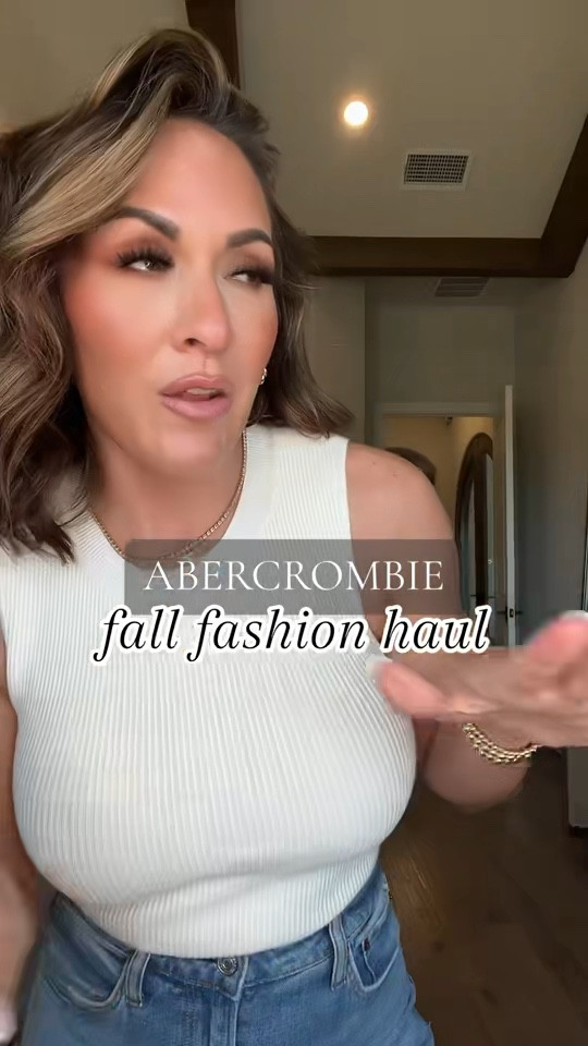 Abercrombie fall haul! so many cute pieces! 🩶🖤🤍

Found everything to fit very true to size! didnt have an issue with sizing at all!

Saved in my LTK 

#abercrombiejeans #fallfashion #abercrombiestyle #fallcoats #abercrombiehaul #trenches #fallfashiontrends #casualoutfits #casualstyle #fashionover40 

#LTKstyletip #LTKSeasonal #LTKover40