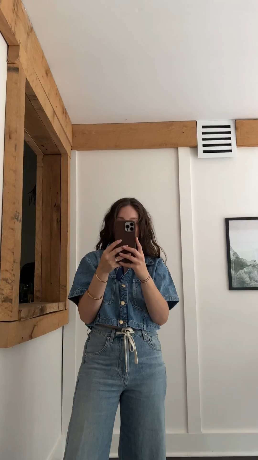 Down walk, run to buy these jeans by Citizens of Humanity - so comfortable. So worth buying. 

#citizensofhumanity #baggyjeans 

 