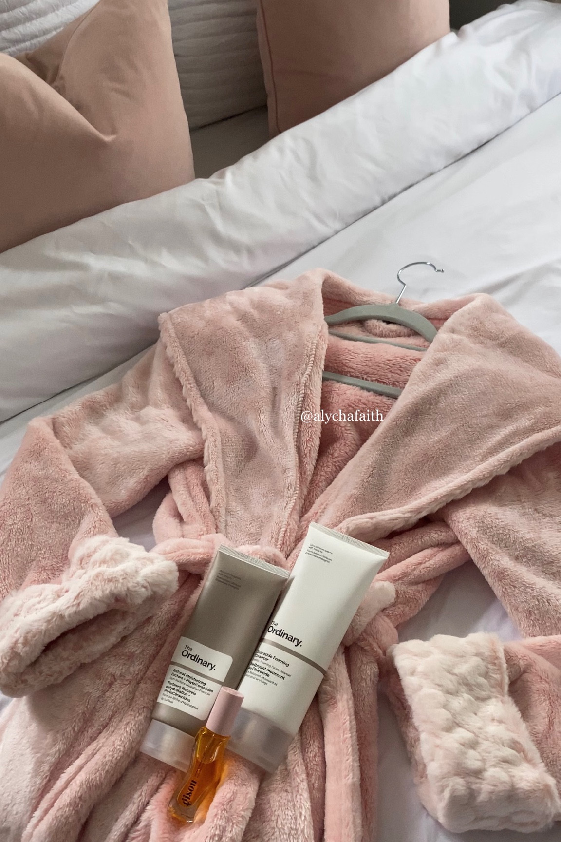 Super soft dressing gown🎀🥹🤍

#LTKhome #LTKHoliday #LTKGiftGuide