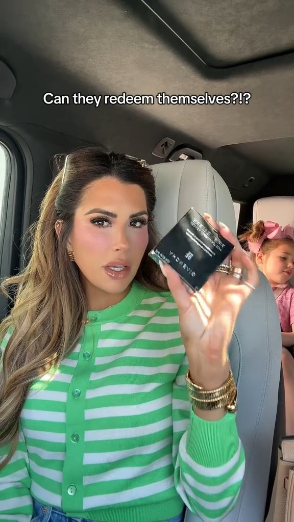 Can the Givenchy pressed powder redeem itself?!

Makeup, striped cardigan, designer, spring fashion, Emily Ann Gemma

#LTKBeauty #LTKFindsUnder100 #LTKFindsUnder50