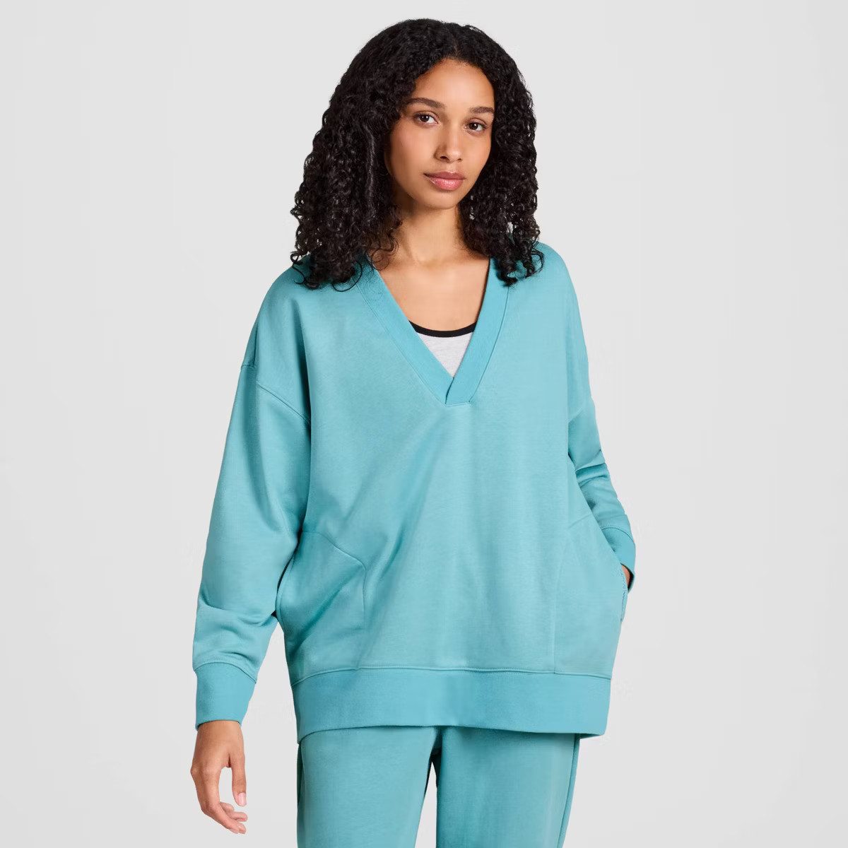 Champion Women's Long Sleeve V-Neck French Terry Pullover | Target