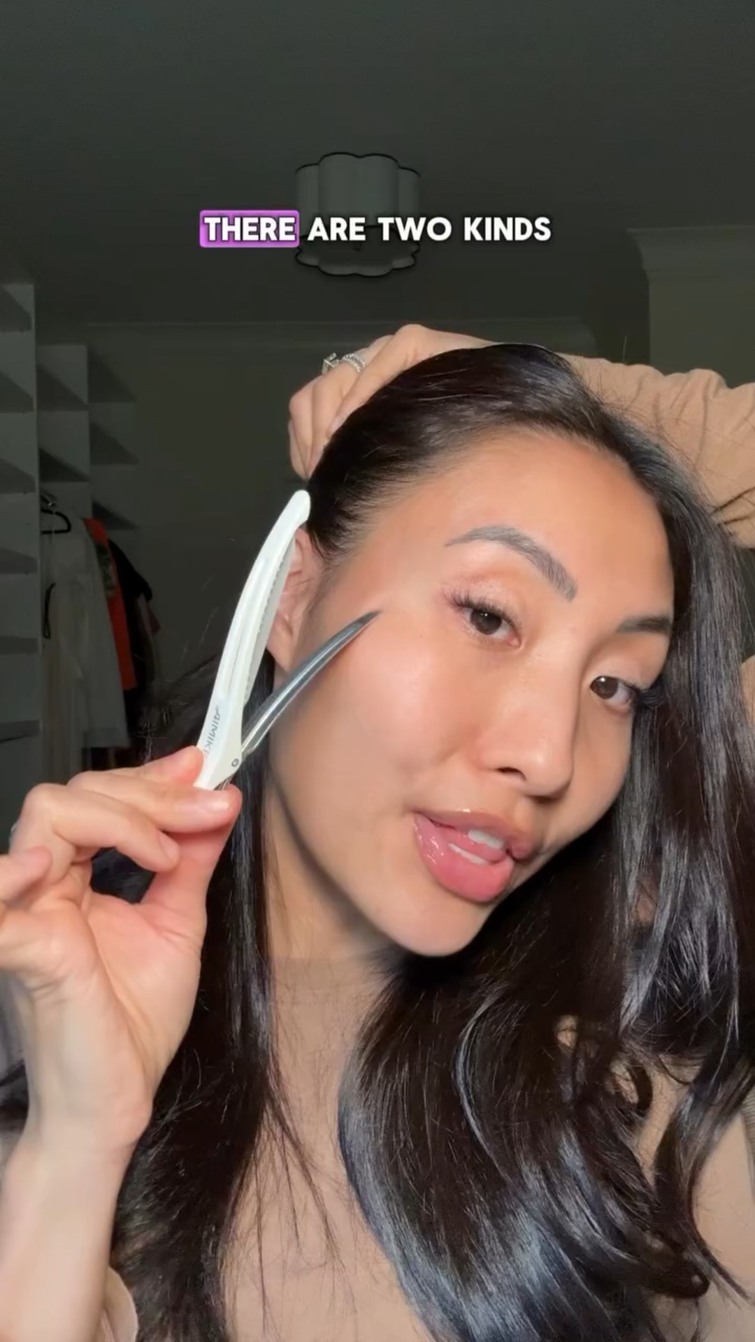 Being single > being lonely with a Chad

@janeiredale Eyeshadow Sticks
@skii.usa Facial Treatment Essence
@timeline_longevity Cellular Energy Serum
@caudalieus Premier Cru
@typologyparis Tinted Serum
@armanibeauty Luminois Silk Concealer
@bobbibrown Weightless Skin Foundation
@welovecoco Bronzing Cream
@olaplex Bonding Oil
@clarinsusa Lip Oil