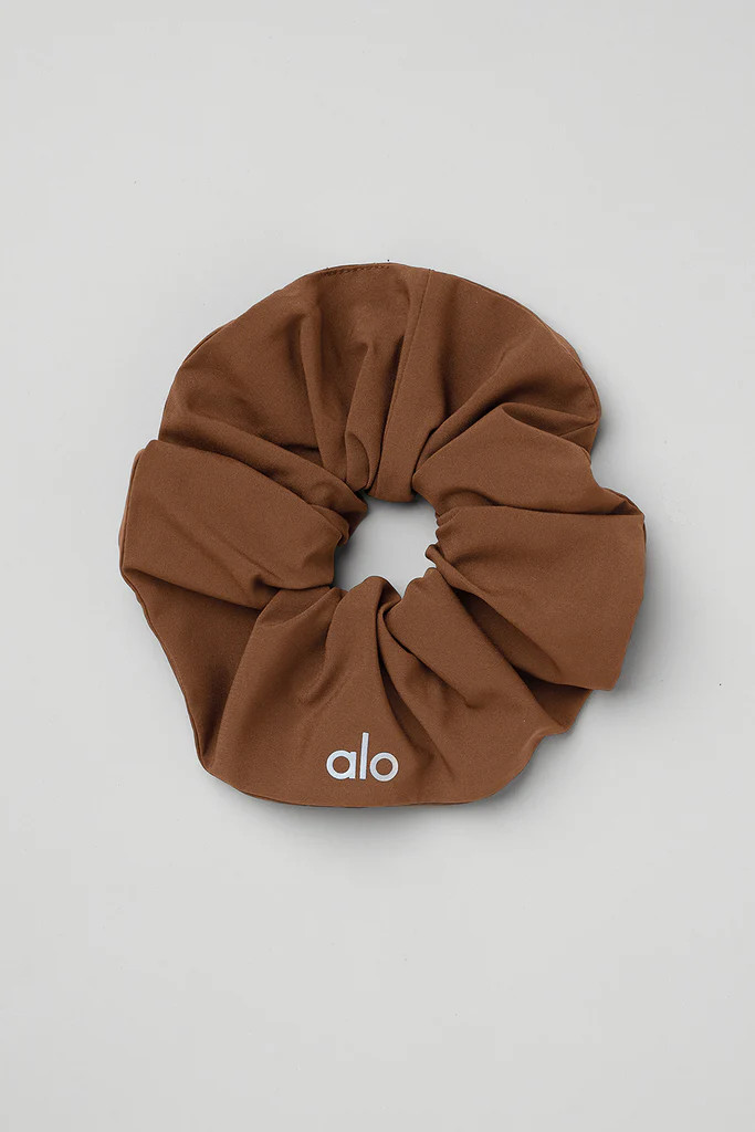 Oversized Scrunchie | Alo Yoga (US)