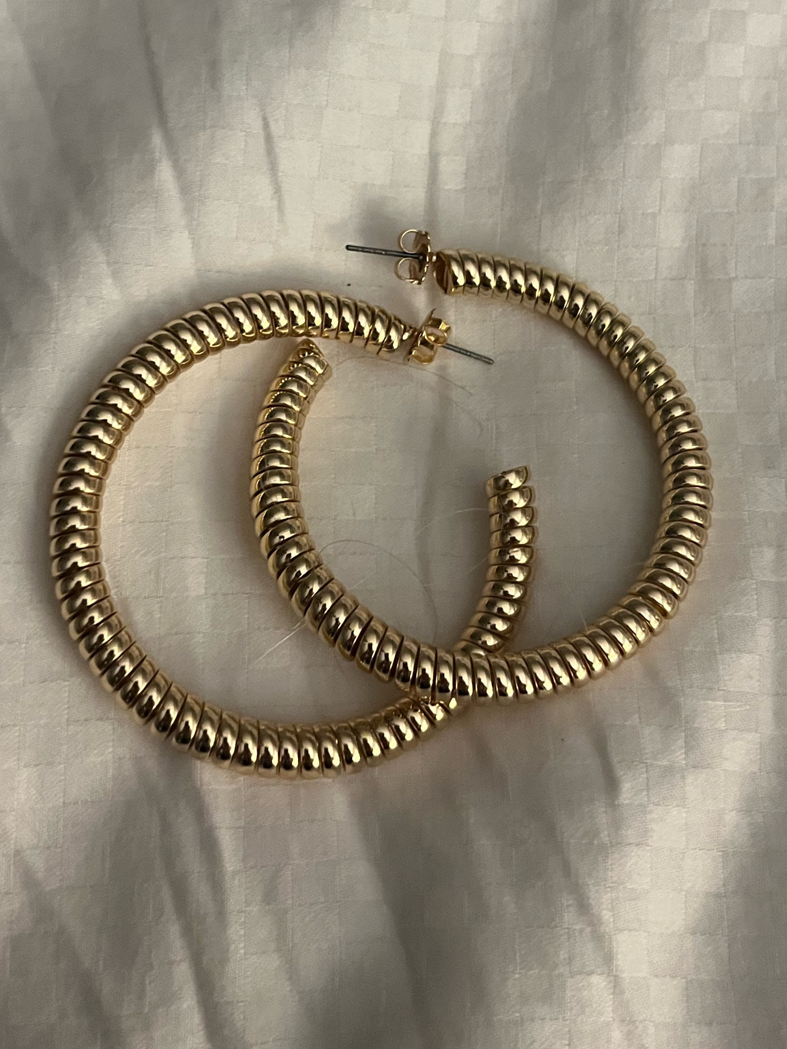 Love these hoop earrings so unusual


#LTKunder50 #LTKSale #LTKFind