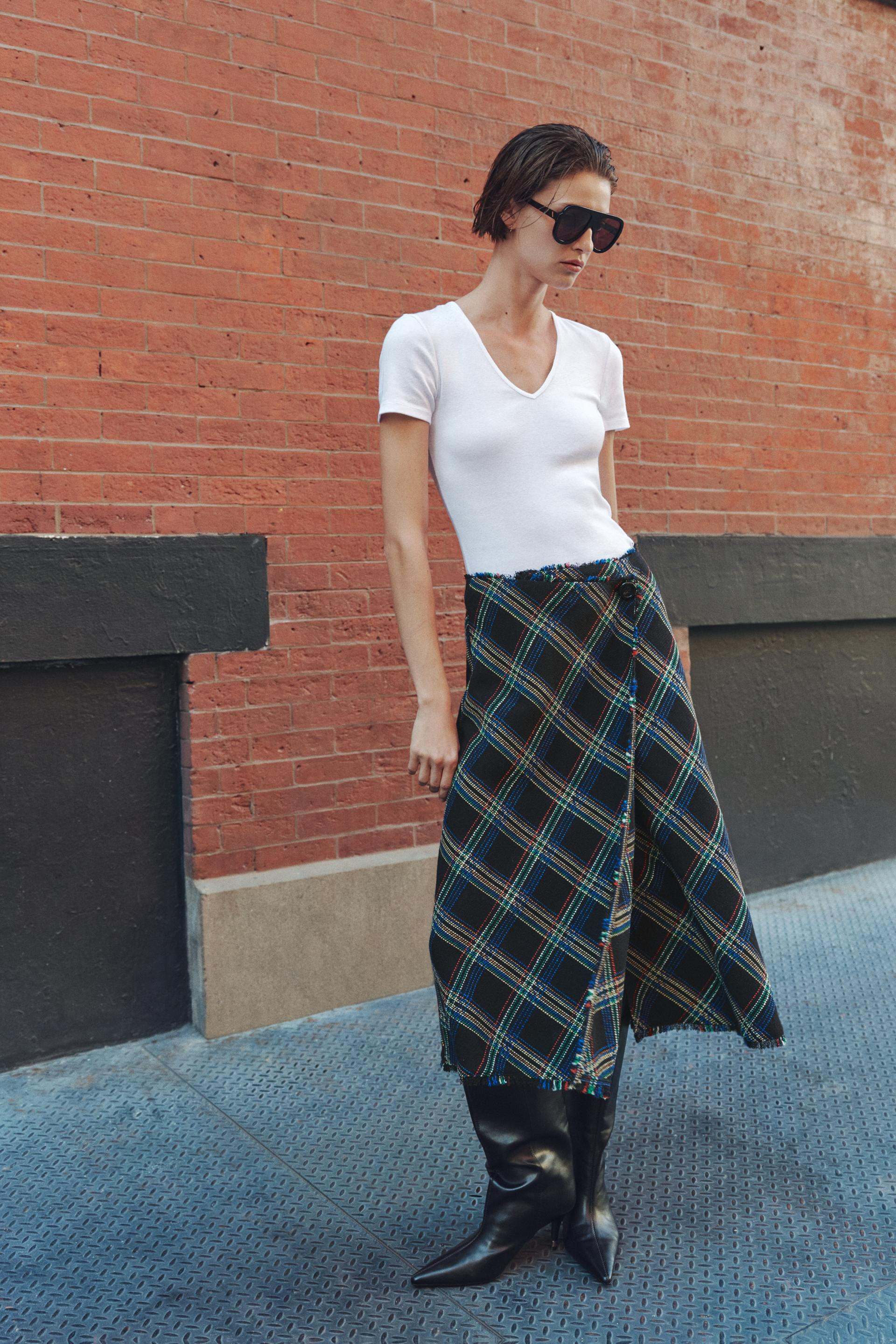 STRUCTURED PLAID MIDI SKIRT | Zara US