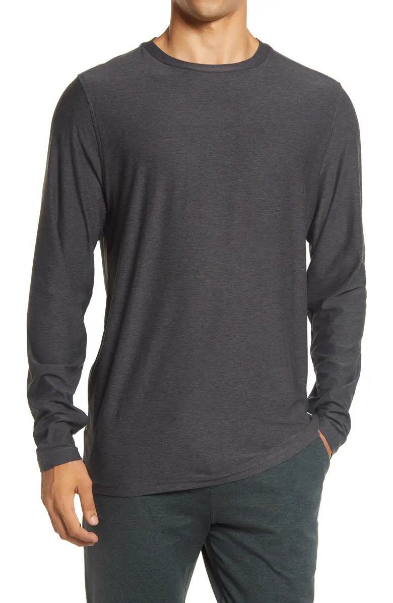 Strato Long Sleeve Tech Performance T-Shirt | Nordstrom