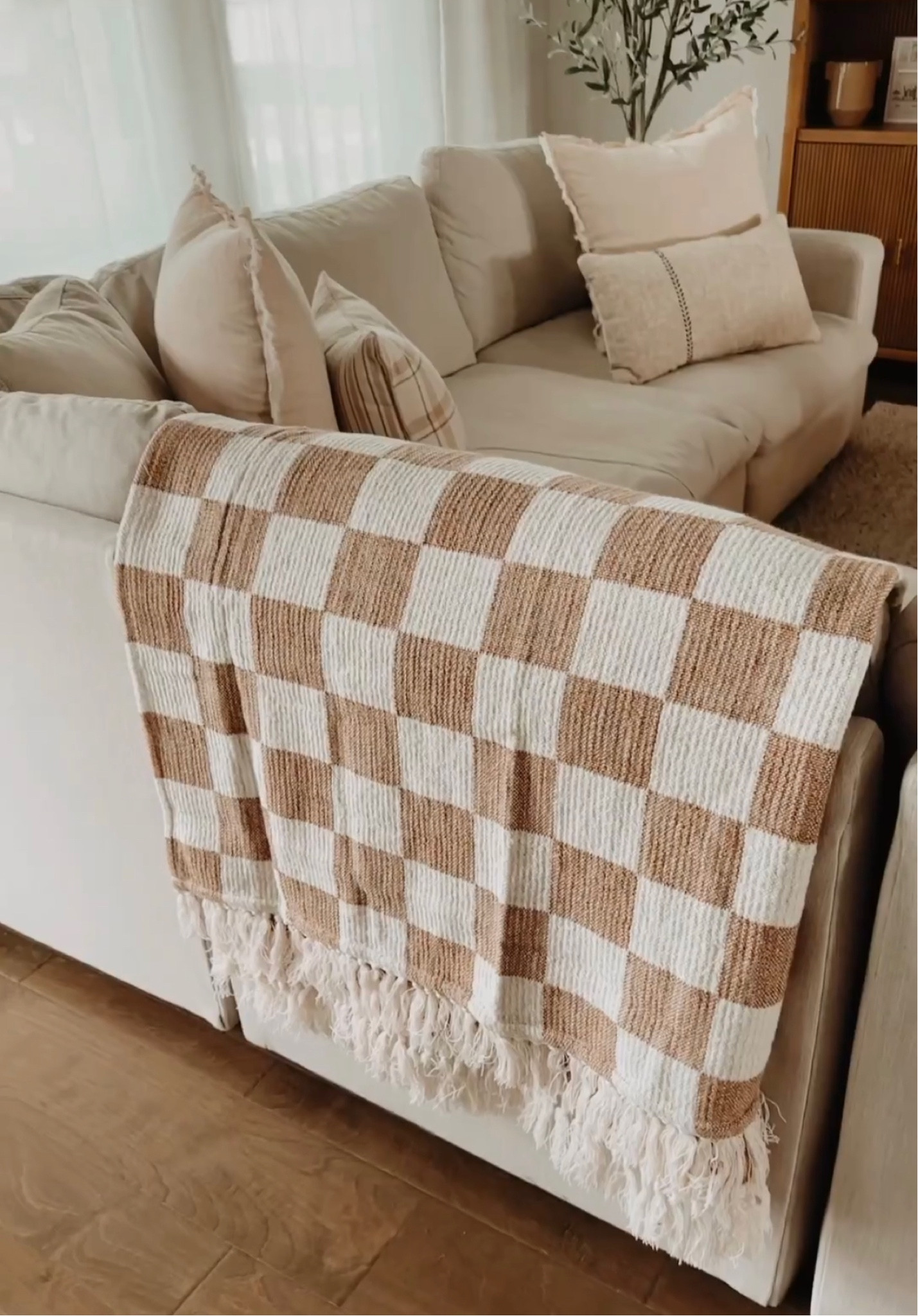 Checkered Throw Blanket

#LTKhome #LTKstyletip #LTKGiftGuide