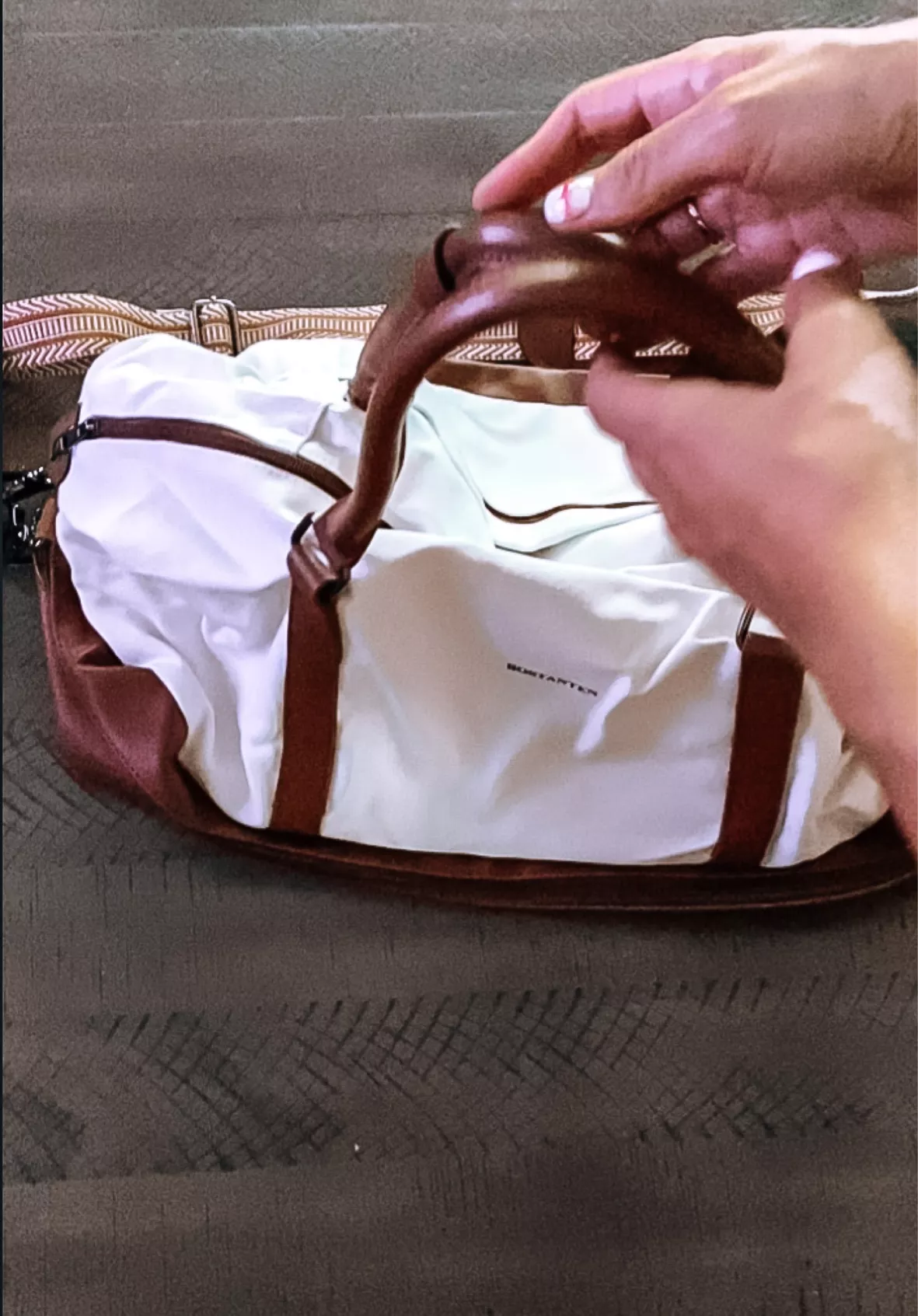 BOSTANTEN Weekender Bags for Women Leather Travel Duffle Bag Carry On –  Bostanten official