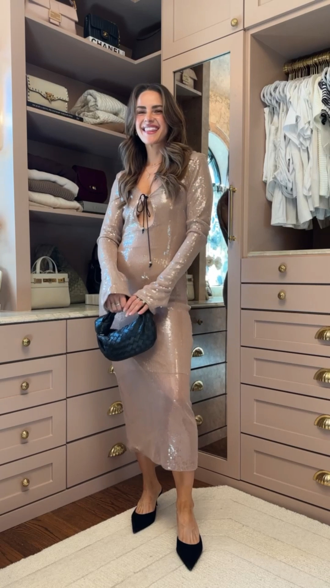 HELP ME PICK A DRESS FOR NYE✨

New years, new years eve, nye party, holiday party

#LTKootd #LTKHoliday #LTKgrwm