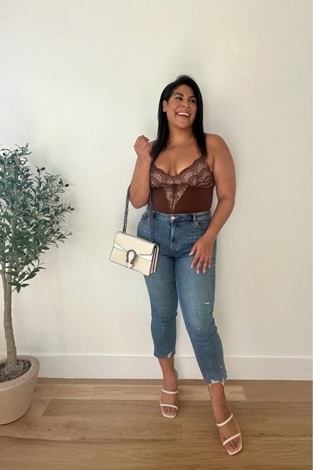 Casual date night outfit!
This shaping bodysuit is perfect for a night out, make it more casual with jeans but you can dress it up. I am wearing a size XL as a size 12. 


Midsize fashion, midsize style, amazon finds 

#LTKunder50 #LTKmidsize #LTKstyletip