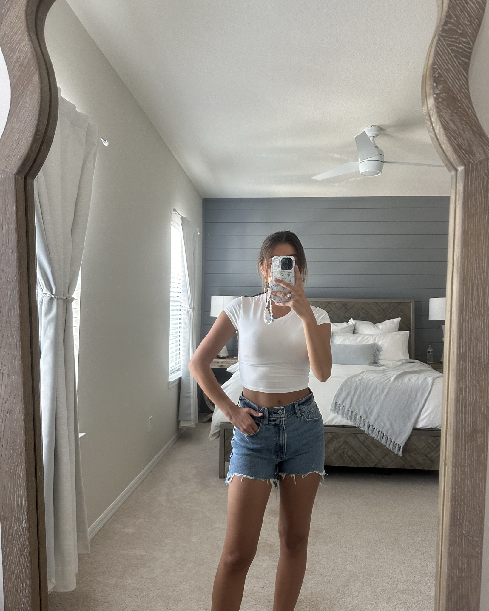 Curve love 4” mom short! I’m in a size 25! 

Code: AFSHORTS for 40% off

#LTKStyleTip #LTKSaleAlert