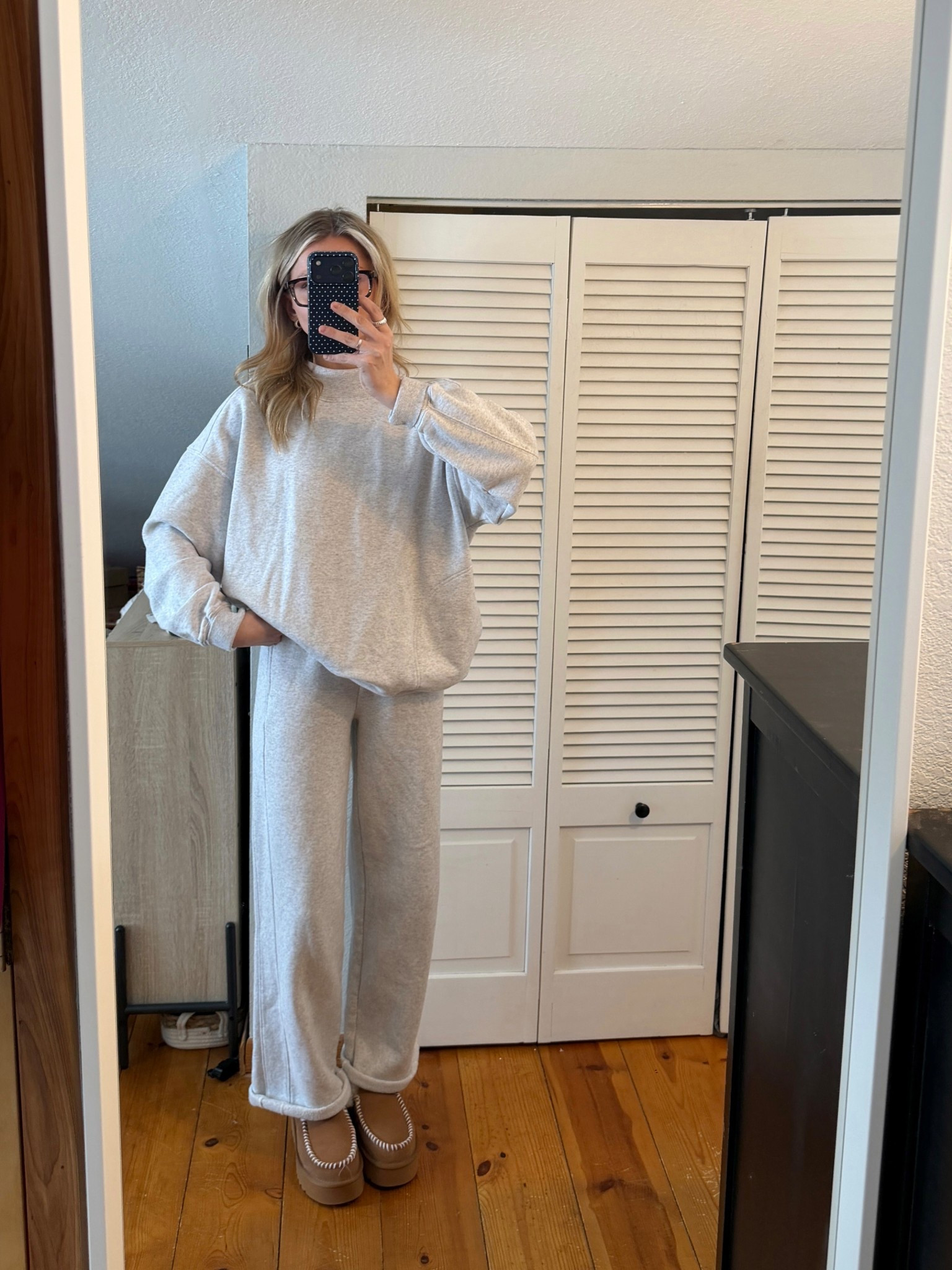 Xs top & XXS pants 

#LTKSaleAlert #LTKootd