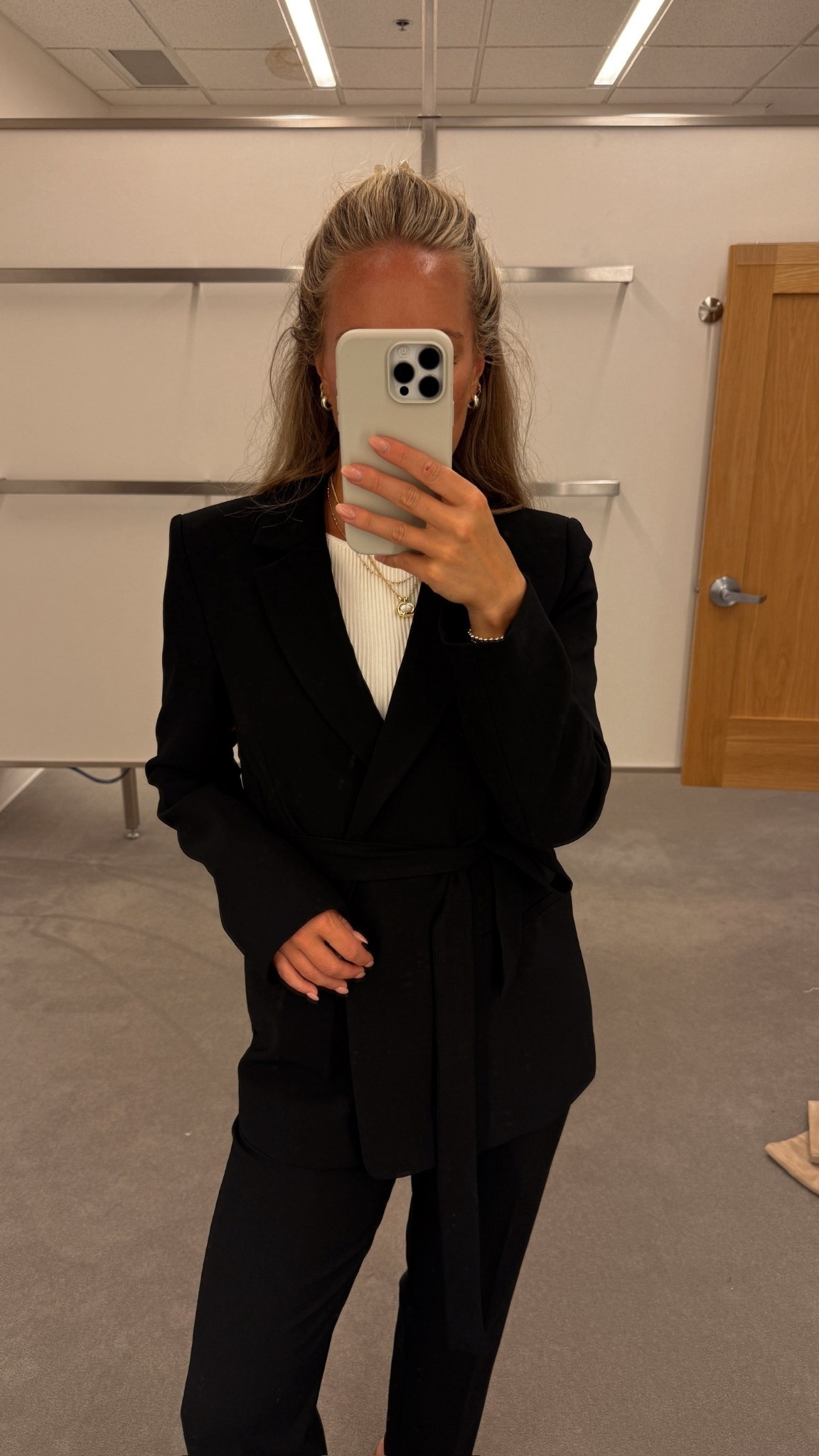 Nsale - Office fit inspo!

All black fit, monochromatic fit, office outfit, work fit, elevated style, interview fit, fall style, fall fashion 

#LTKSaleAlert #LTKWorkwear