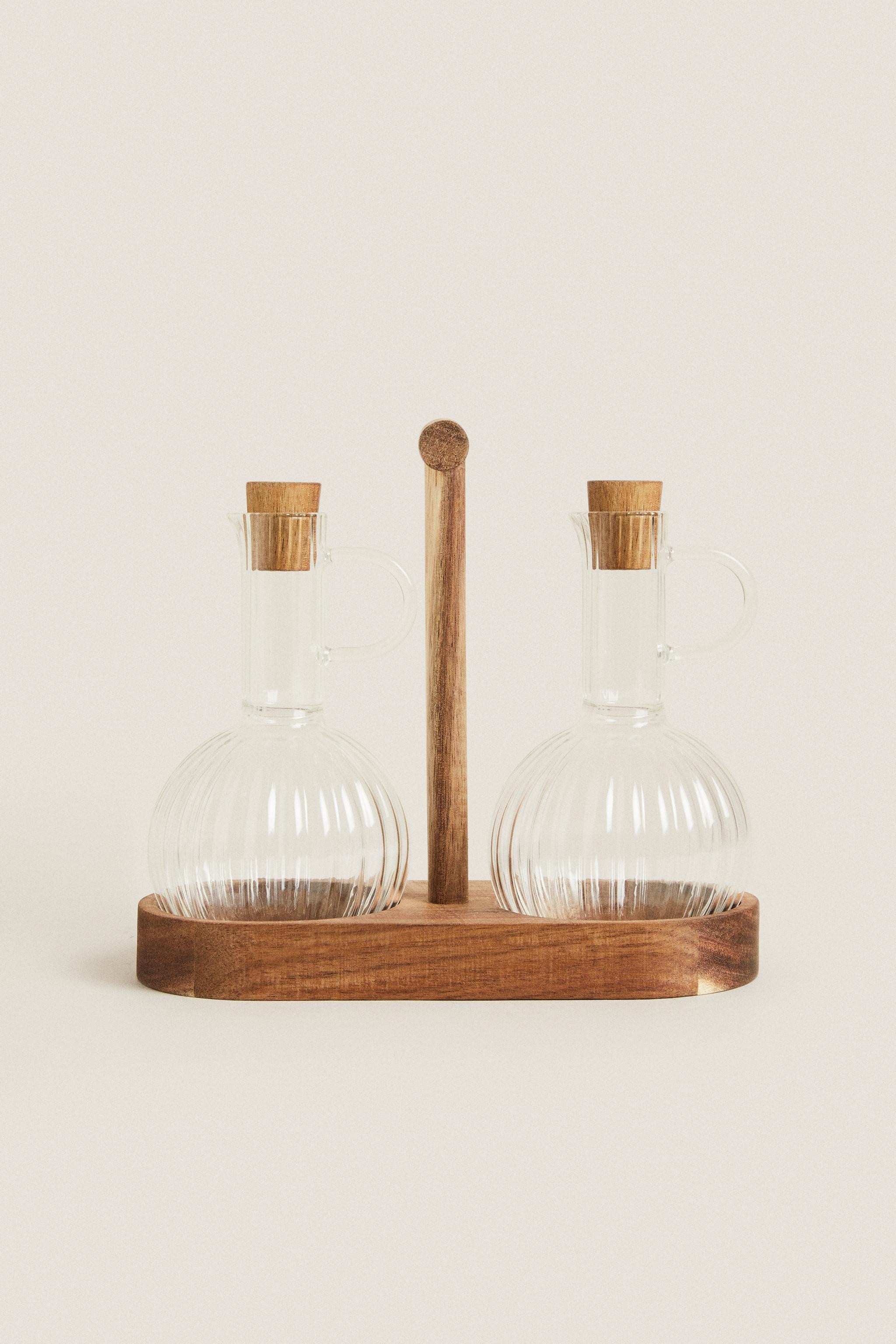 BOROSILICATE GLASS AND WOOD CRUET SET | Zara US