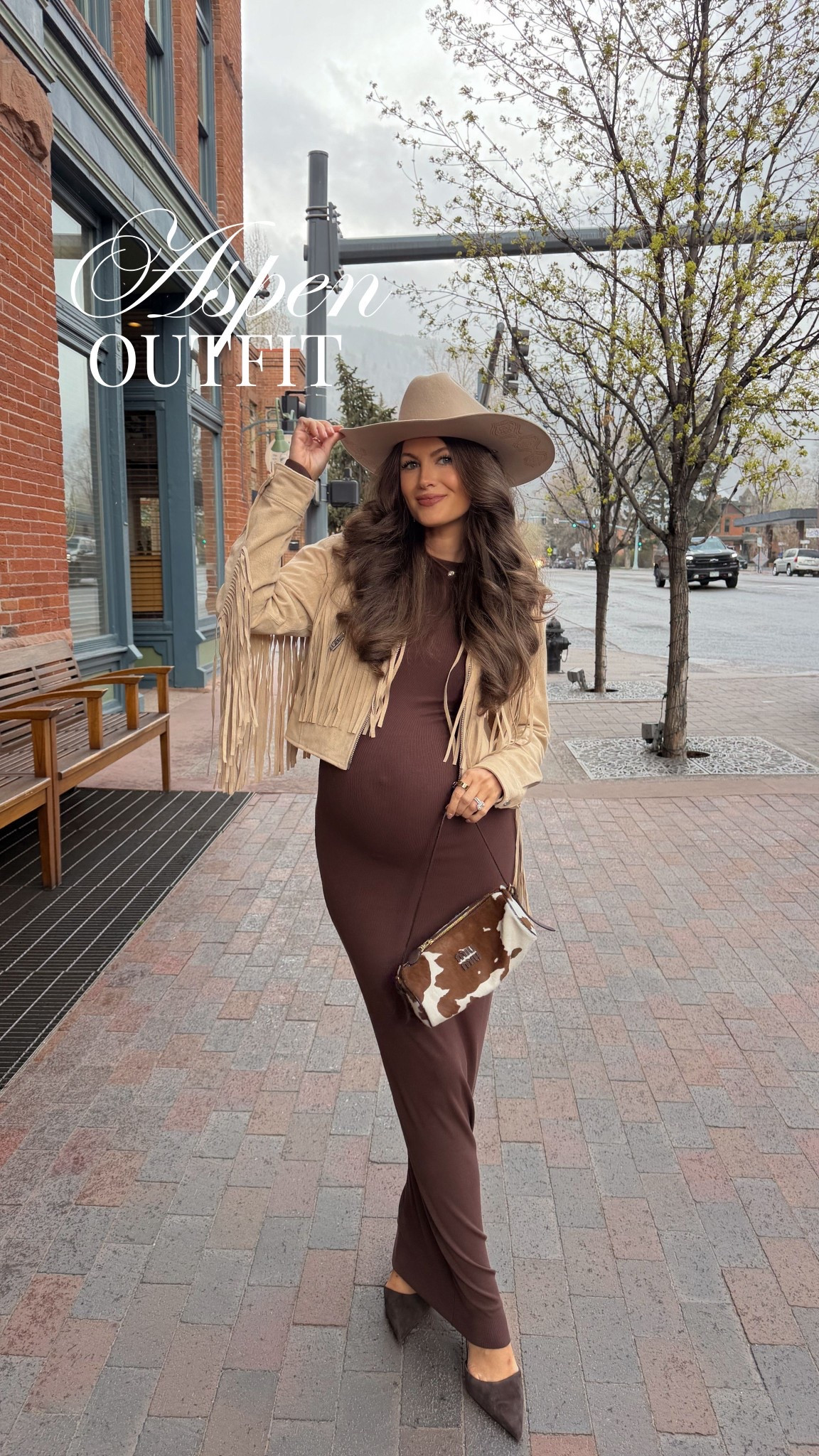 What I wore in Aspen for dinner! This dress is maternity (got my normal size) 🤎

#LTKBump #LTKTravel #LTKdayinmylife