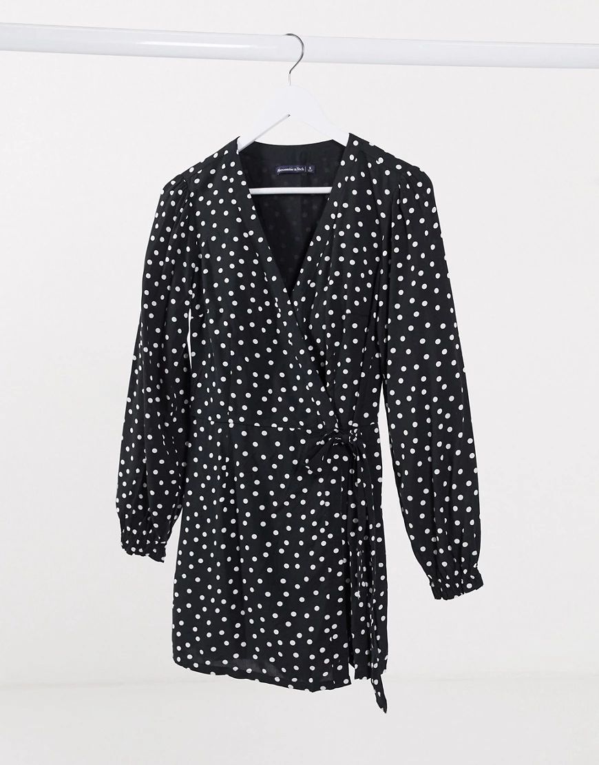 Abercrombie & Fitch wrap dress in polka dot-Black | ASOS (Global)
