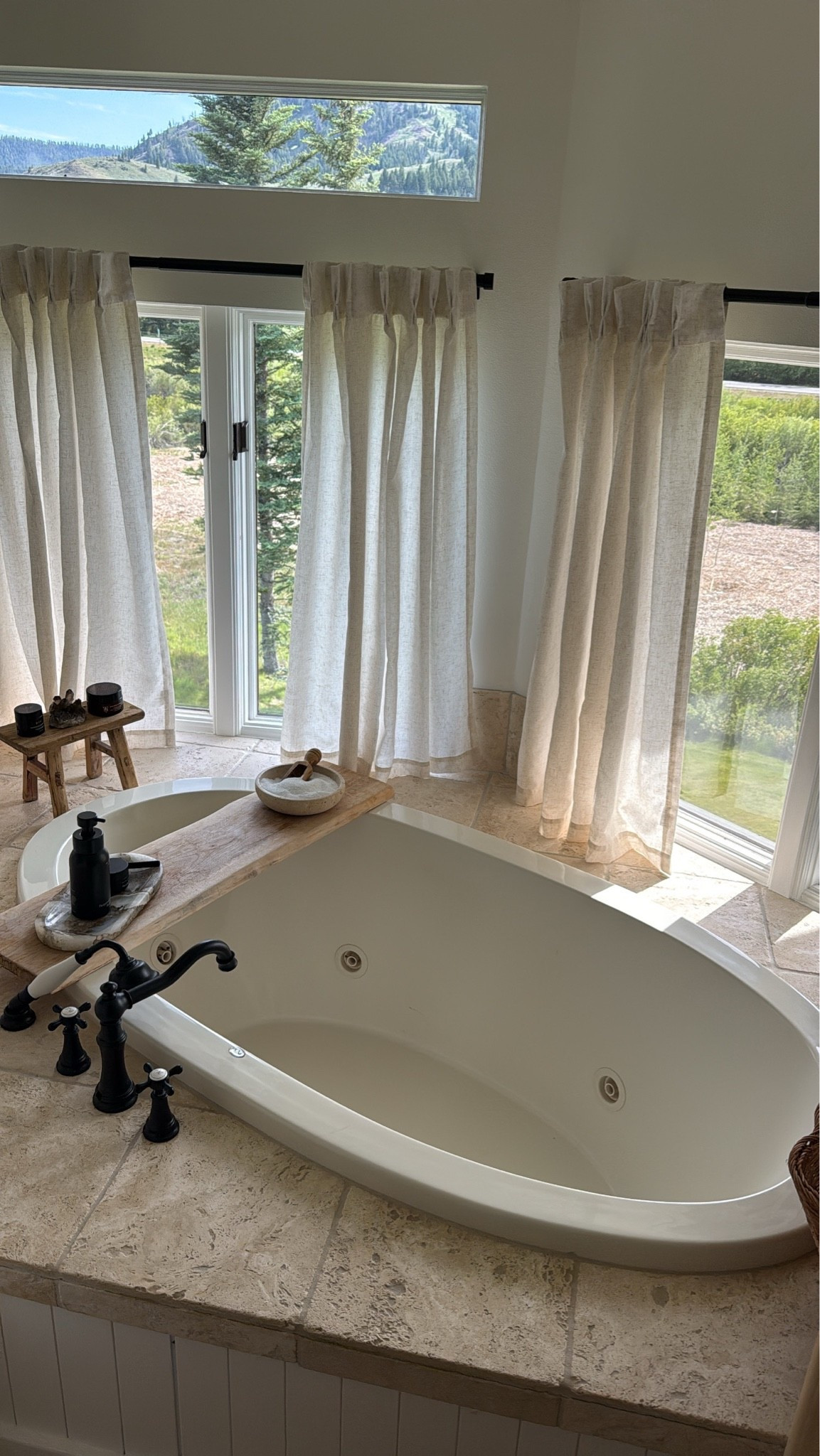 Small updates to my 90’s bathroom to make it more modern. Loving these new linen curtain from Amazon that soften the space☁️☁️ 

Self-care
Beauty
Home decor

#LTKHome #LTKBeauty